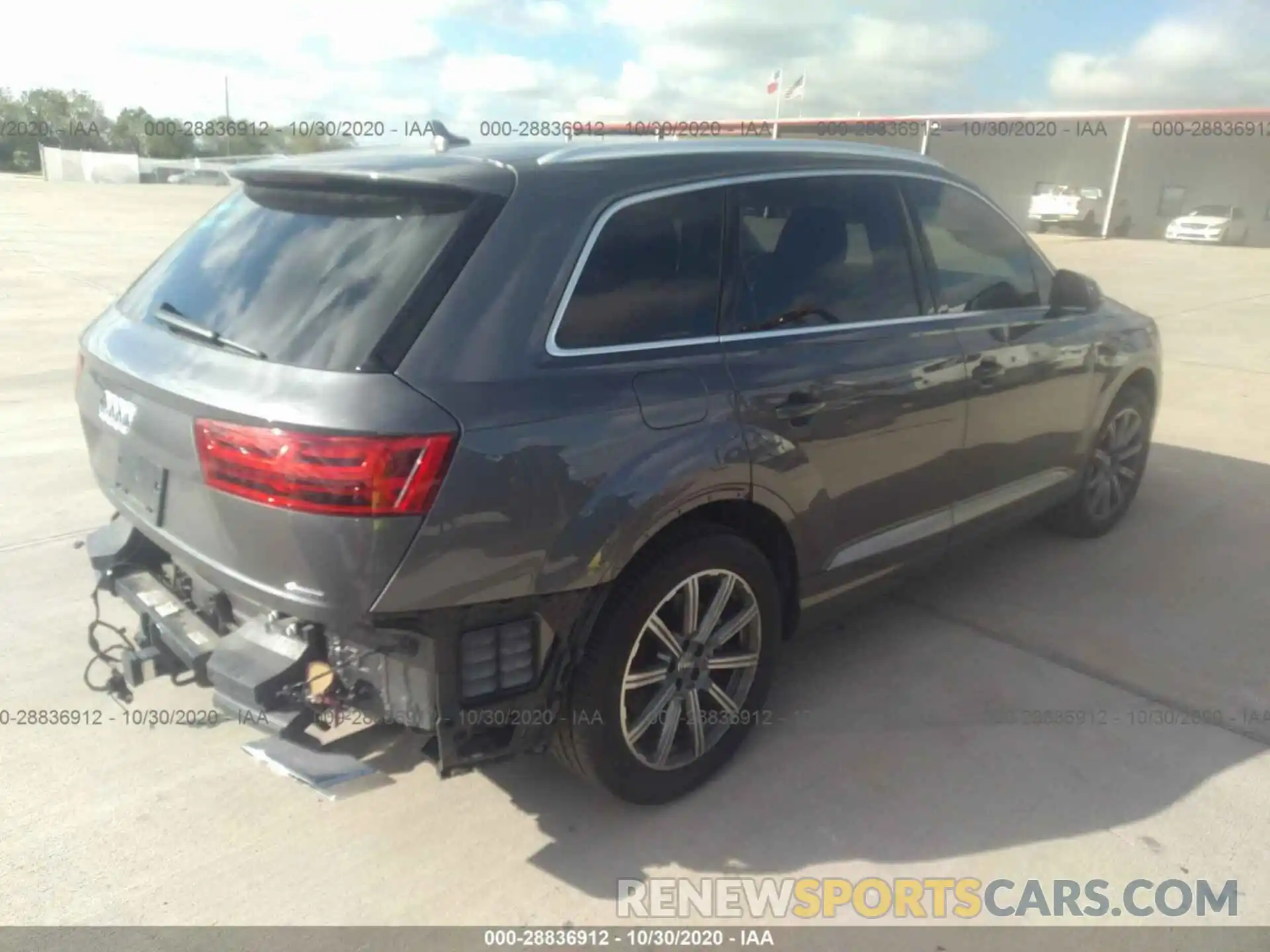 4 Photograph of a damaged car WA1LAAF76KD040884 AUDI Q7 2019