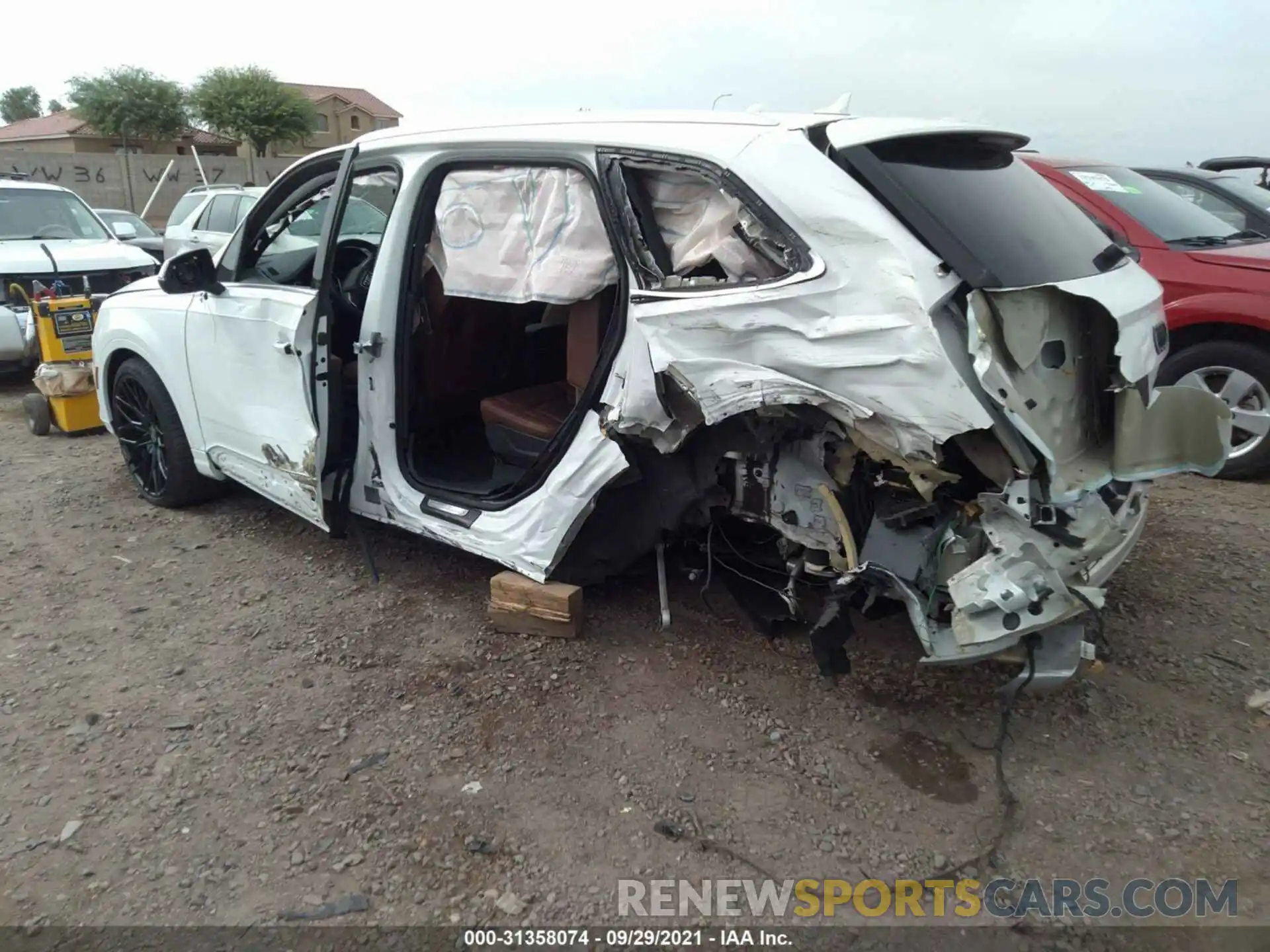 3 Photograph of a damaged car WA1LAAF76KD041582 AUDI Q7 2019