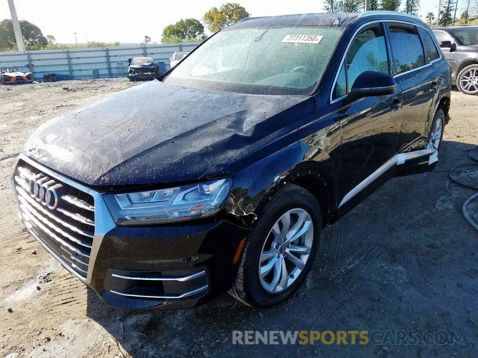 2 Photograph of a damaged car WA1LAAF76KD043235 AUDI Q7 2019