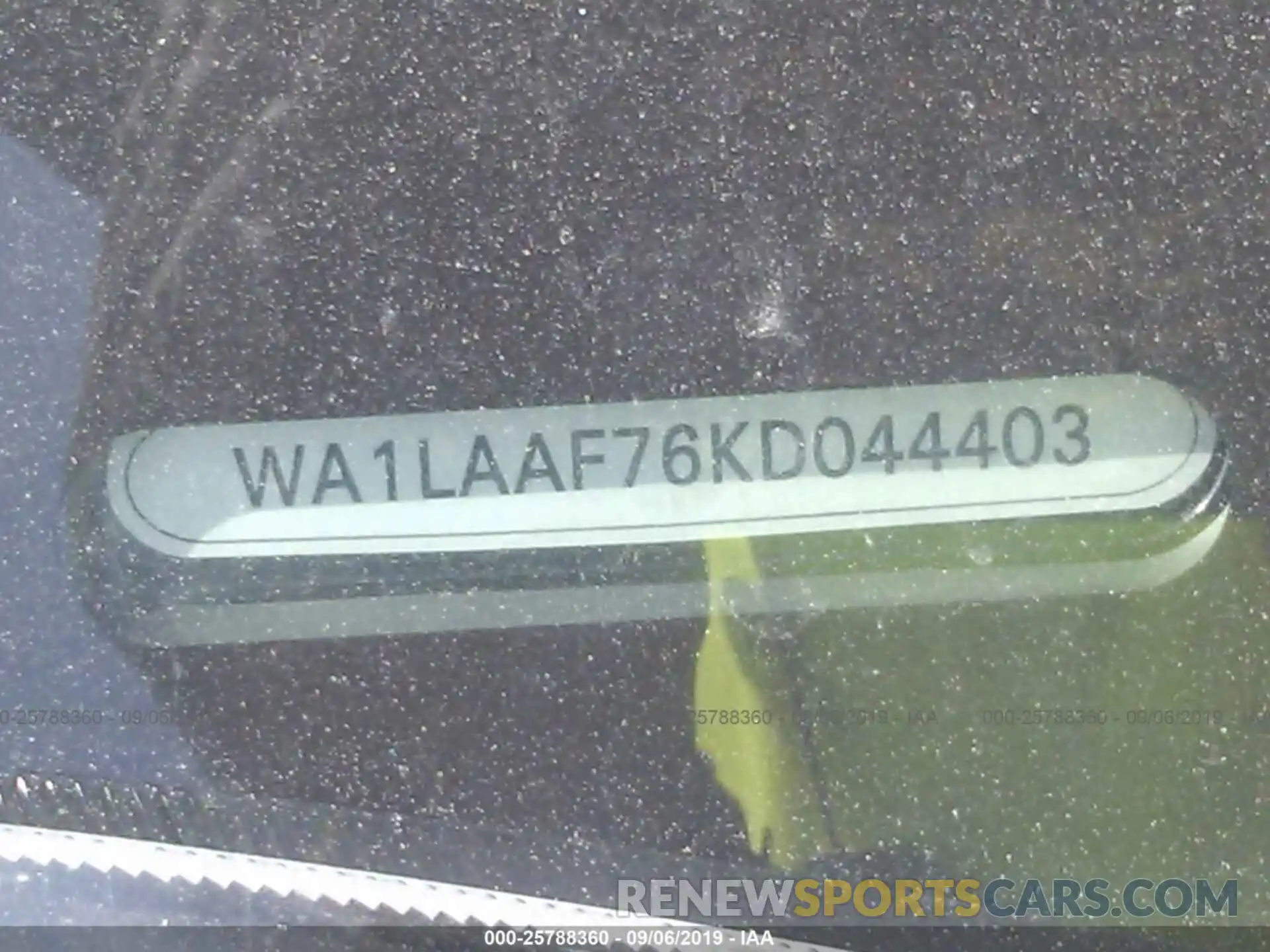 9 Photograph of a damaged car WA1LAAF76KD044403 AUDI Q7 2019