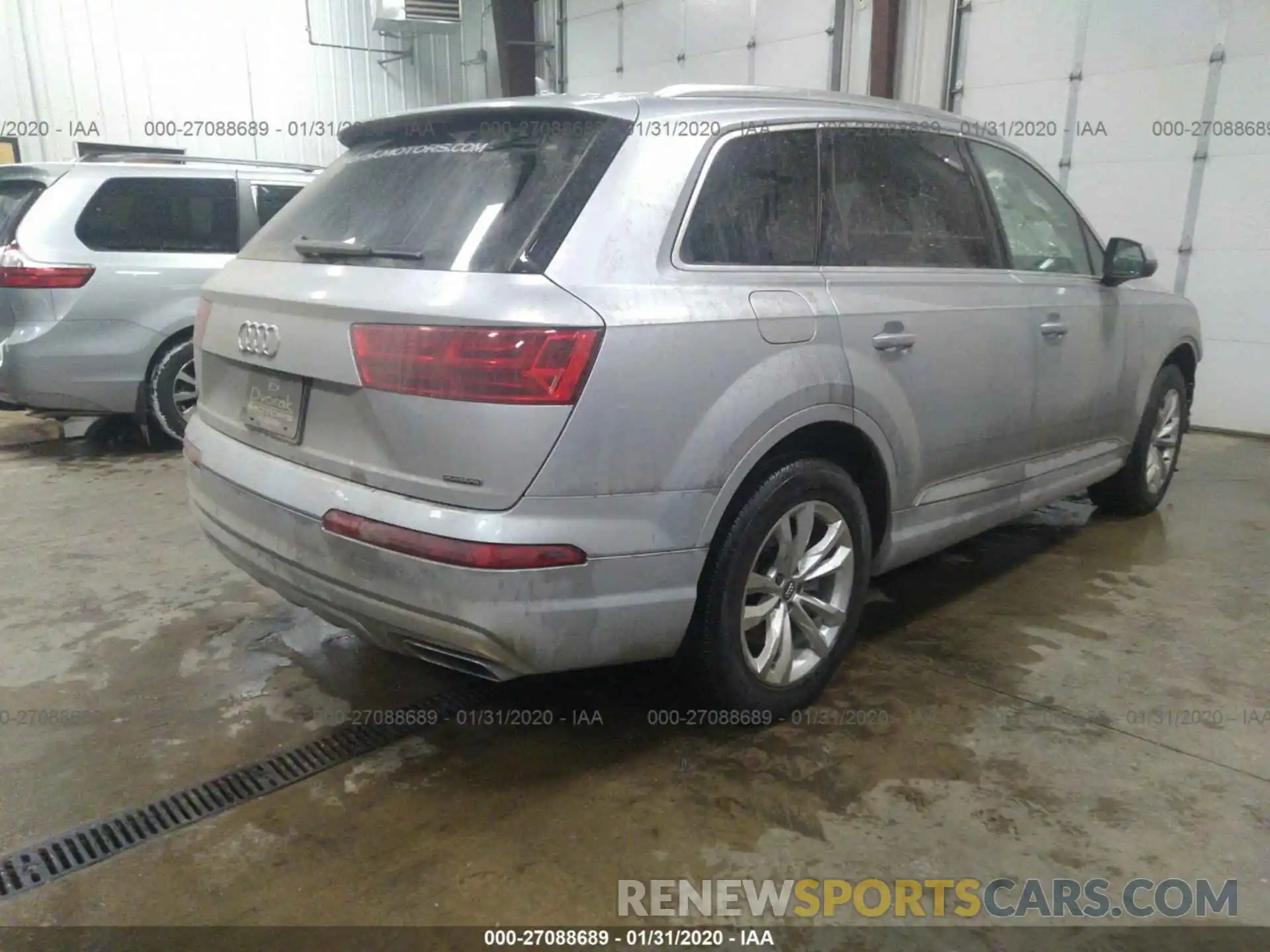 4 Фотография поврежденного автомобиля WA1LAAF76KD044451 AUDI Q7 2019