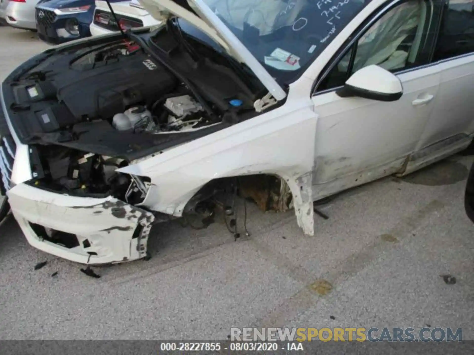 10 Photograph of a damaged car WA1LAAF76KD044966 AUDI Q7 2019