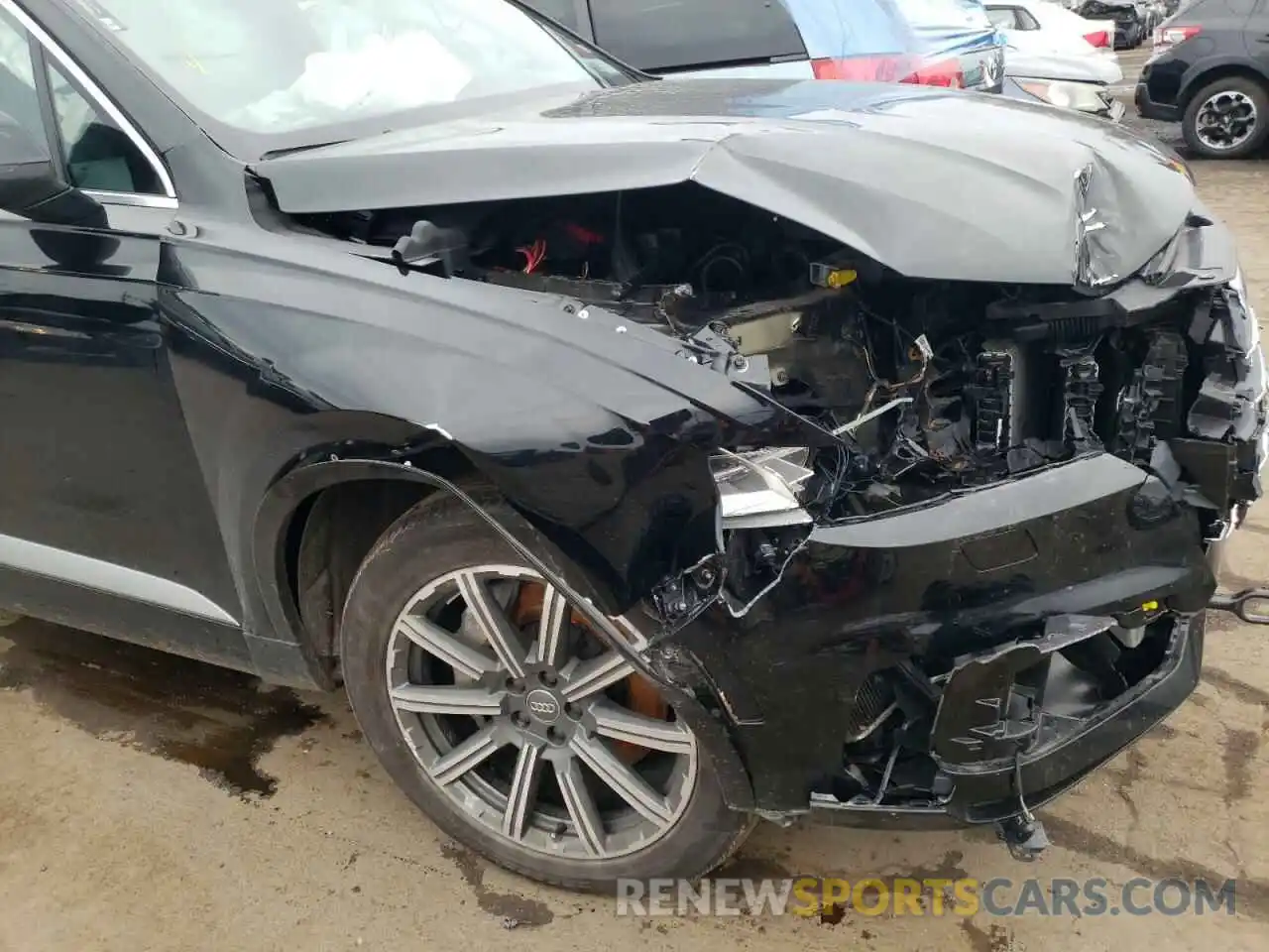 9 Photograph of a damaged car WA1LAAF76KD048399 AUDI Q7 2019