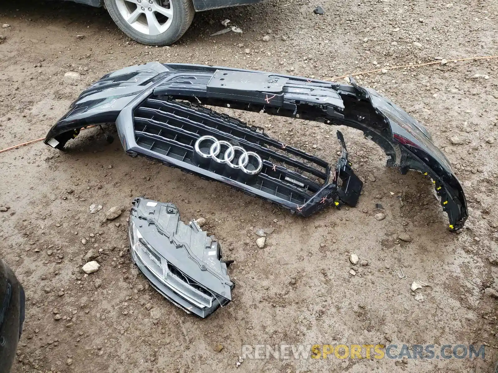 9 Photograph of a damaged car WA1LAAF76KD049455 AUDI Q7 2019