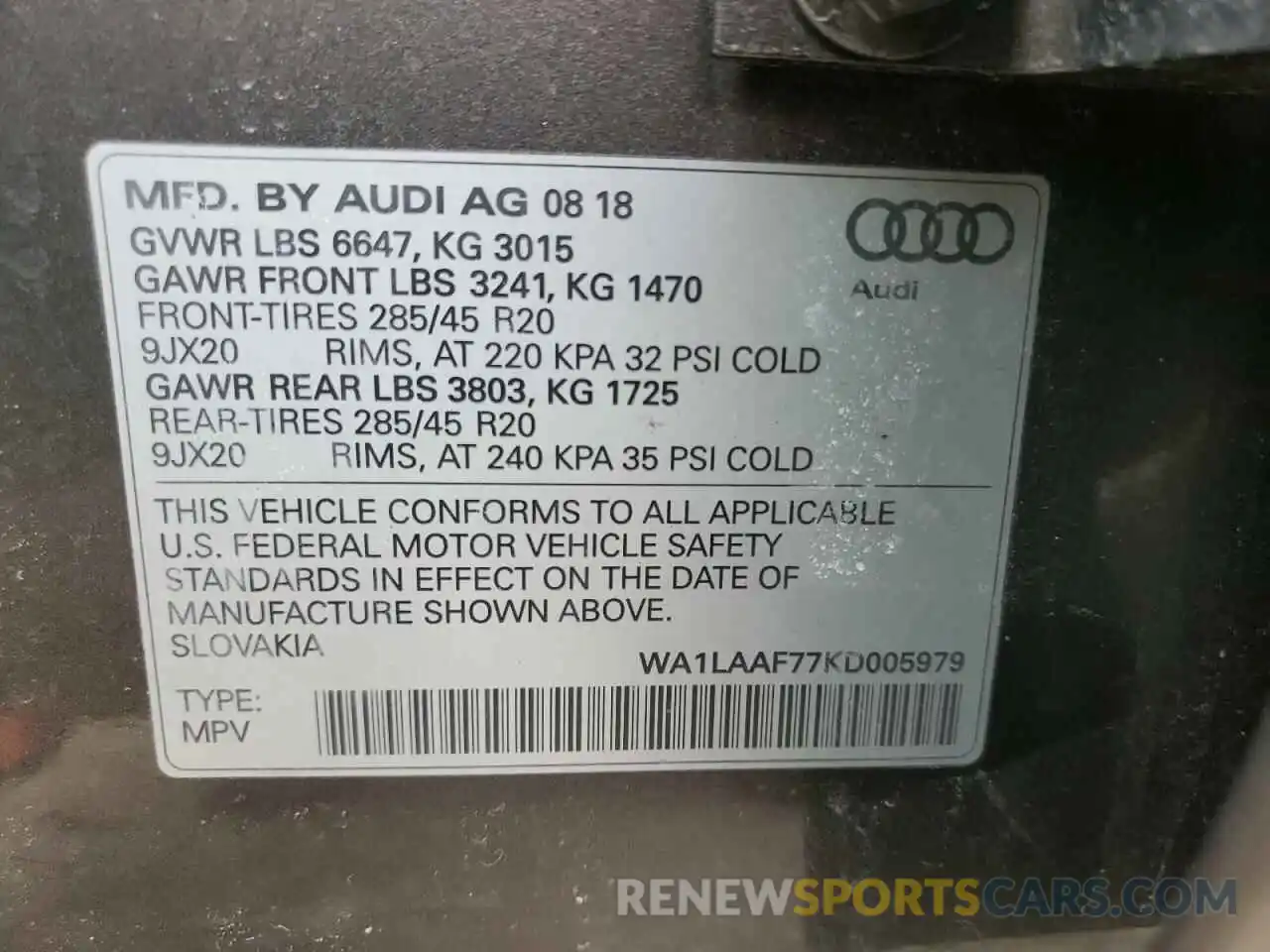 10 Photograph of a damaged car WA1LAAF77KD005979 AUDI Q7 2019