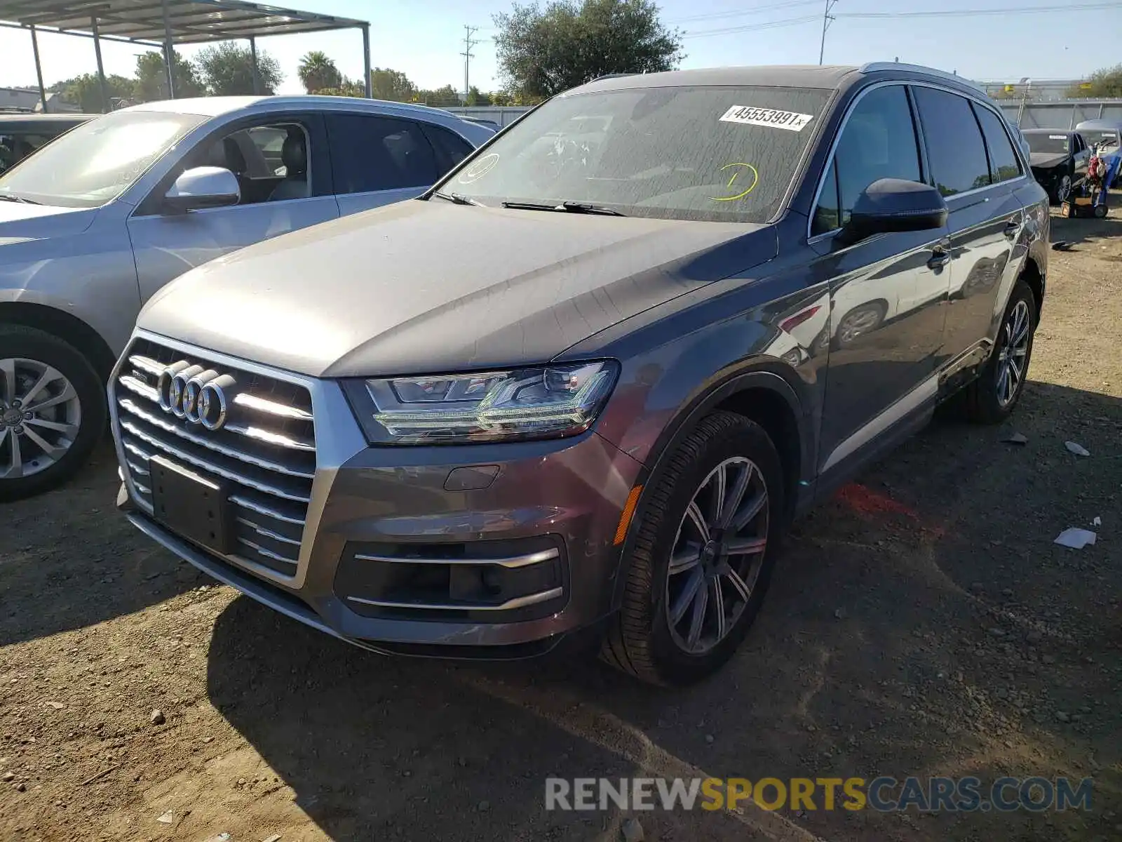 2 Photograph of a damaged car WA1LAAF77KD007697 AUDI Q7 2019