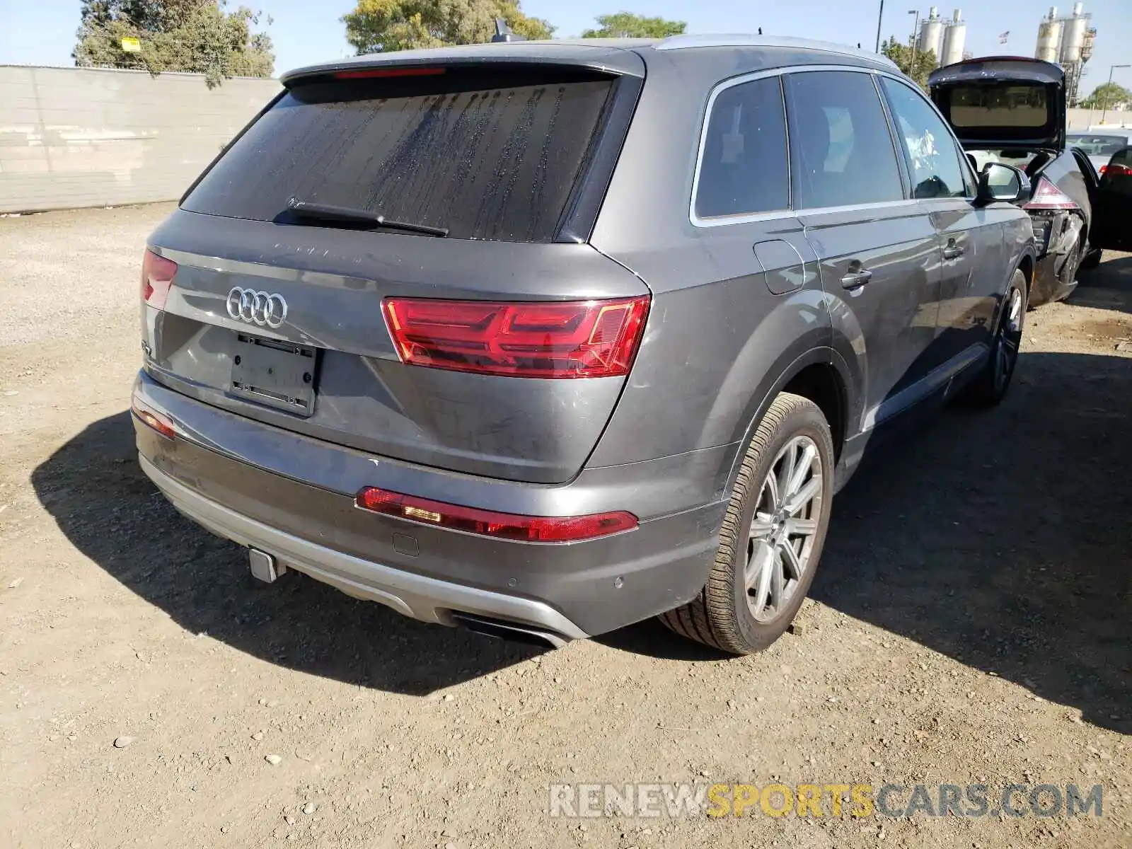 4 Photograph of a damaged car WA1LAAF77KD007697 AUDI Q7 2019