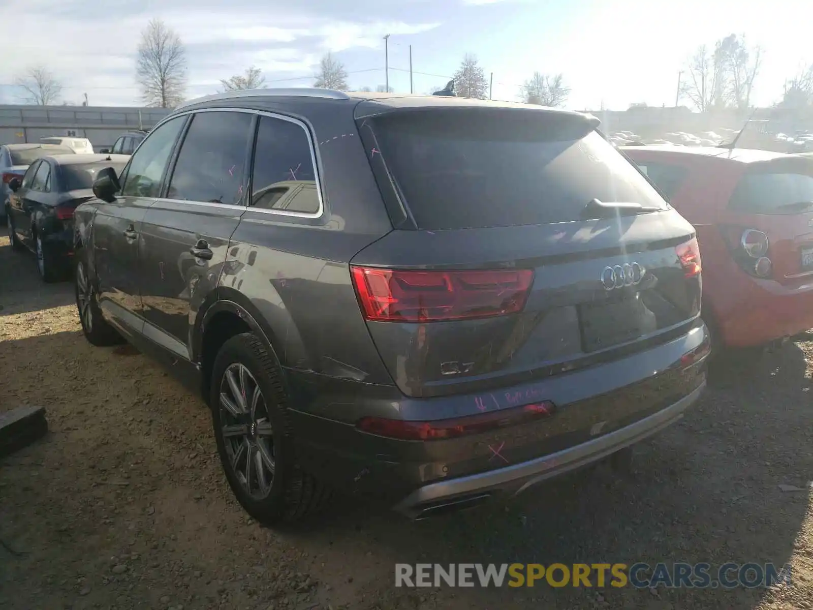 3 Фотография поврежденного автомобиля WA1LAAF77KD010969 AUDI Q7 2019