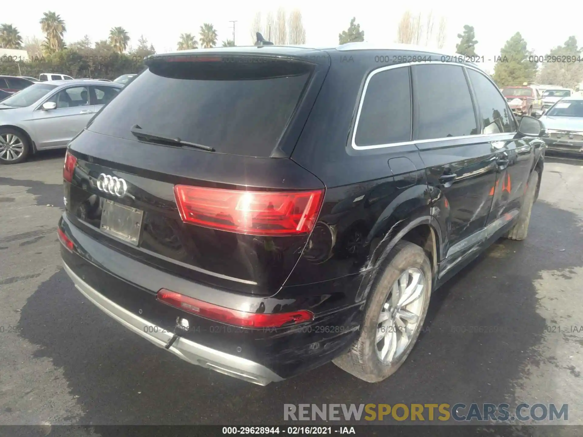 4 Photograph of a damaged car WA1LAAF77KD013886 AUDI Q7 2019