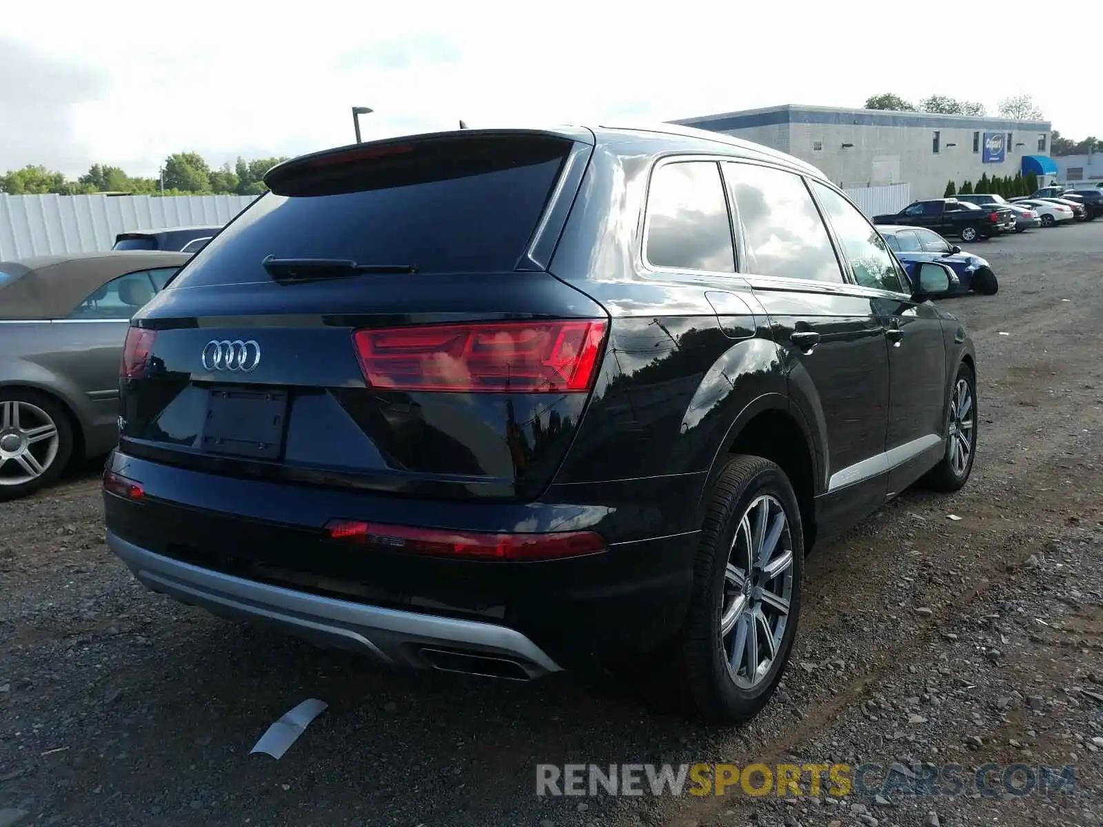 4 Photograph of a damaged car WA1LAAF77KD017341 AUDI Q7 2019