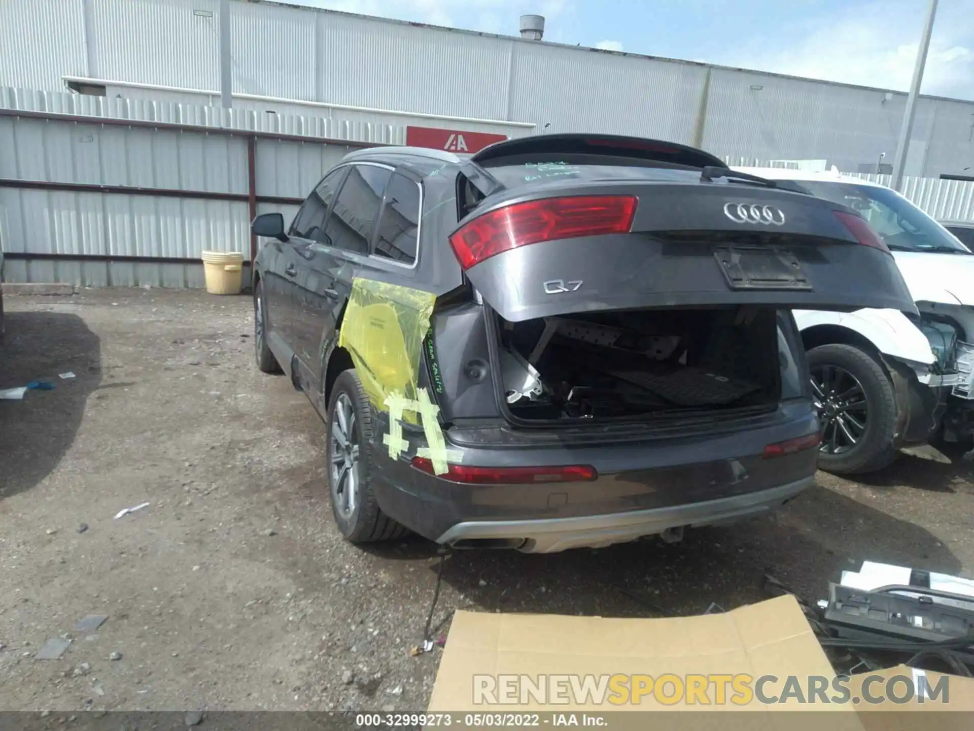 3 Photograph of a damaged car WA1LAAF77KD022619 AUDI Q7 2019