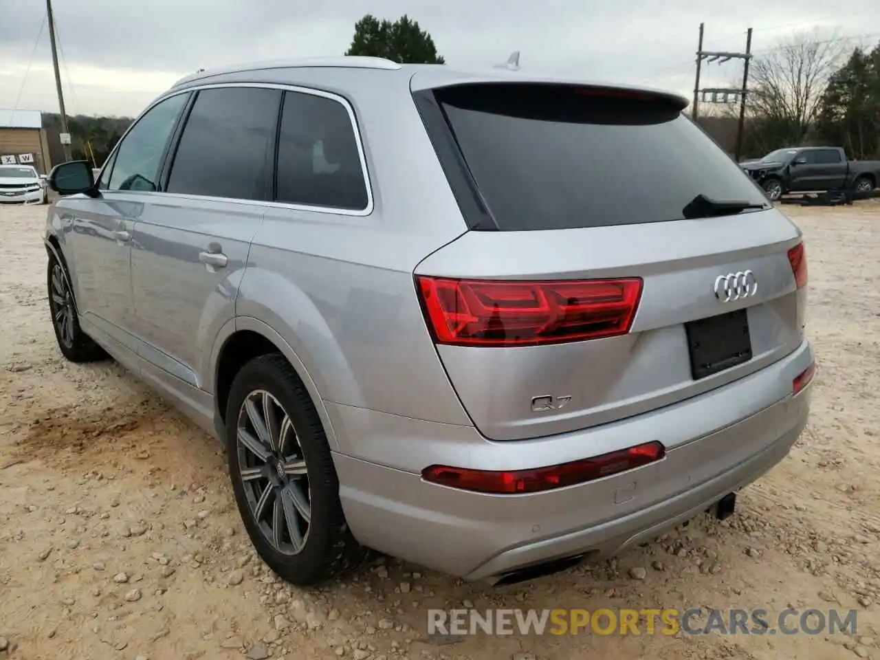 3 Photograph of a damaged car WA1LAAF77KD035757 AUDI Q7 2019