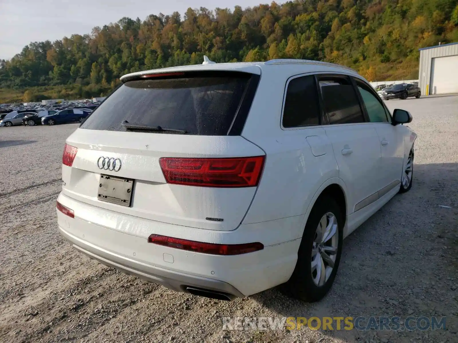 4 Photograph of a damaged car WA1LAAF77KD044491 AUDI Q7 2019