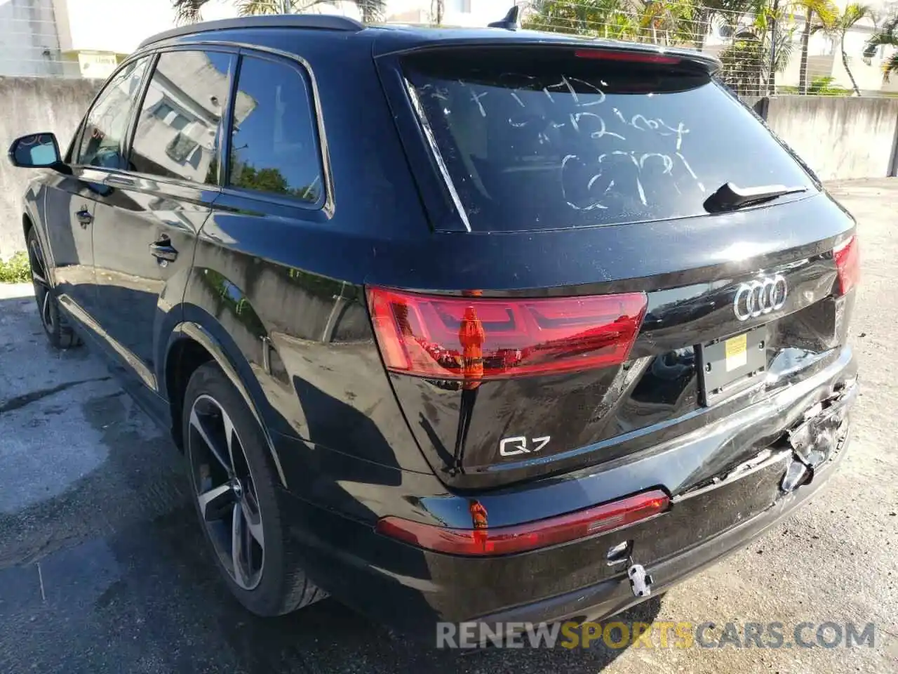 3 Photograph of a damaged car WA1LAAF77KD046791 AUDI Q7 2019