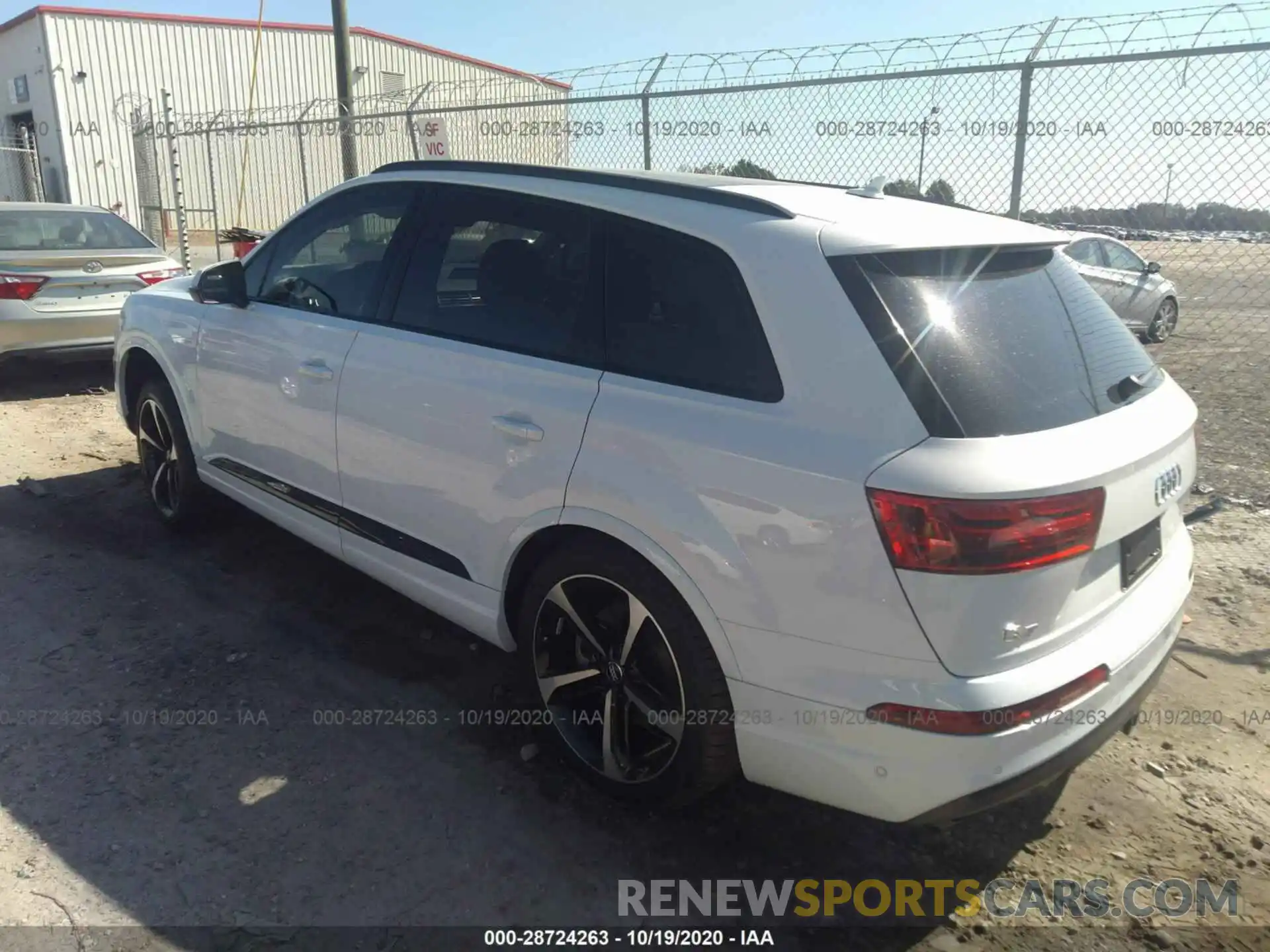 3 Photograph of a damaged car WA1LAAF77KD047276 AUDI Q7 2019