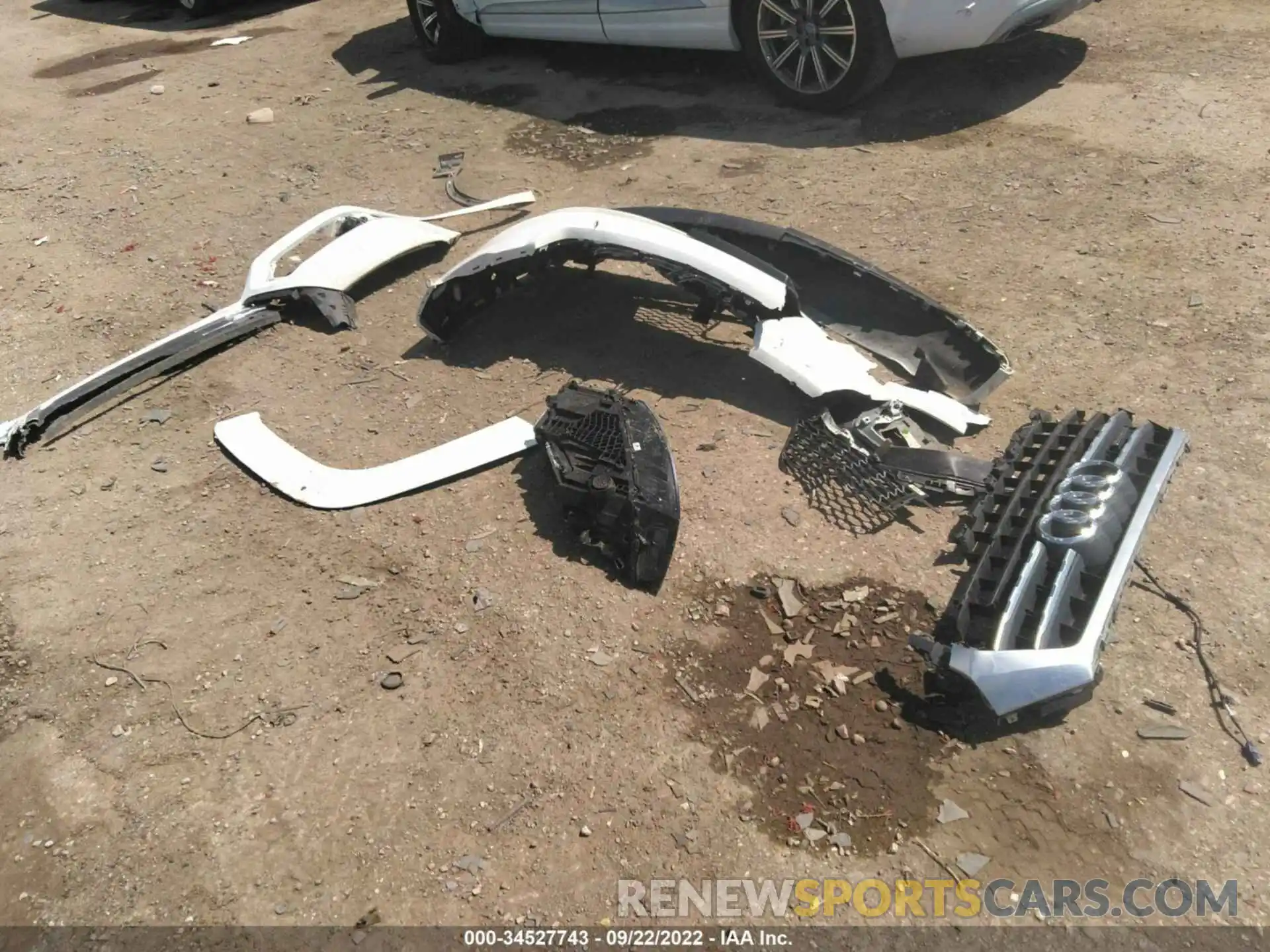 12 Photograph of a damaged car WA1LAAF78KD002766 AUDI Q7 2019