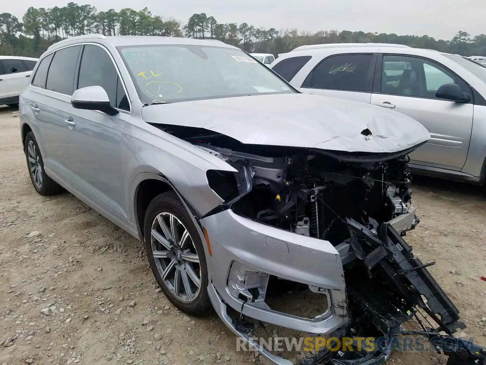 1 Photograph of a damaged car WA1LAAF78KD004467 AUDI Q7 2019