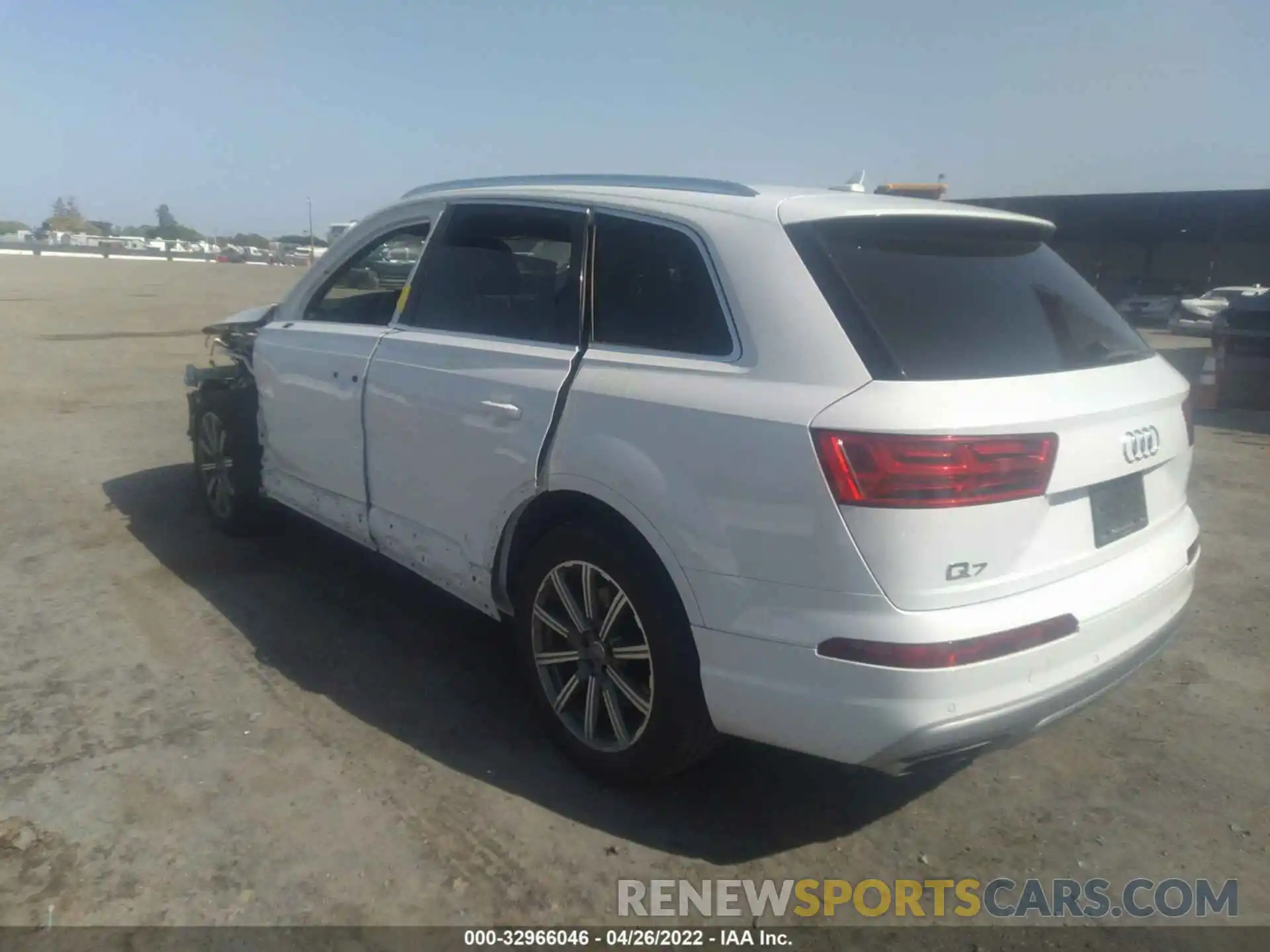 3 Фотография поврежденного автомобиля WA1LAAF78KD013430 AUDI Q7 2019