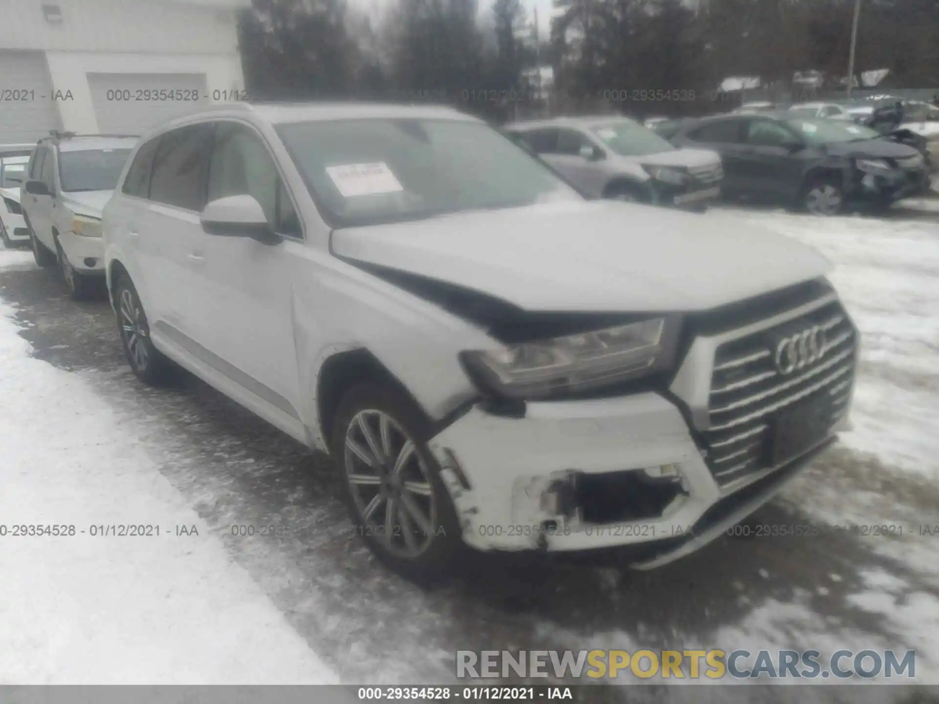 1 Photograph of a damaged car WA1LAAF78KD015033 AUDI Q7 2019