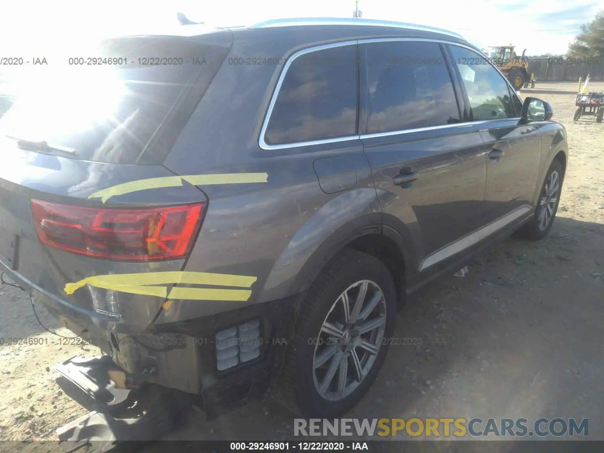 4 Photograph of a damaged car WA1LAAF78KD031989 AUDI Q7 2019