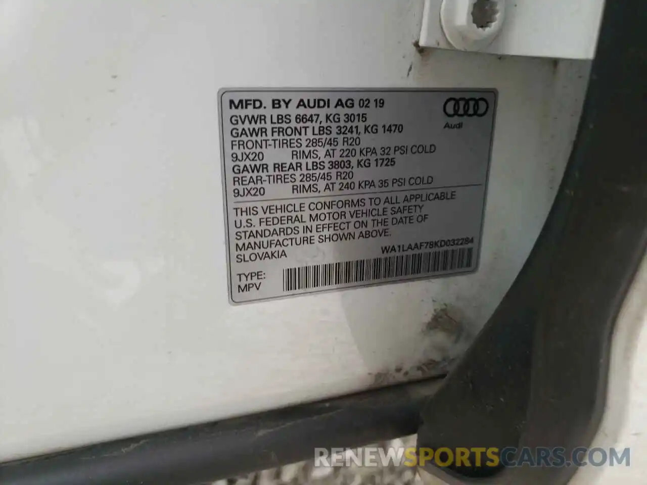 10 Photograph of a damaged car WA1LAAF78KD032284 AUDI Q7 2019