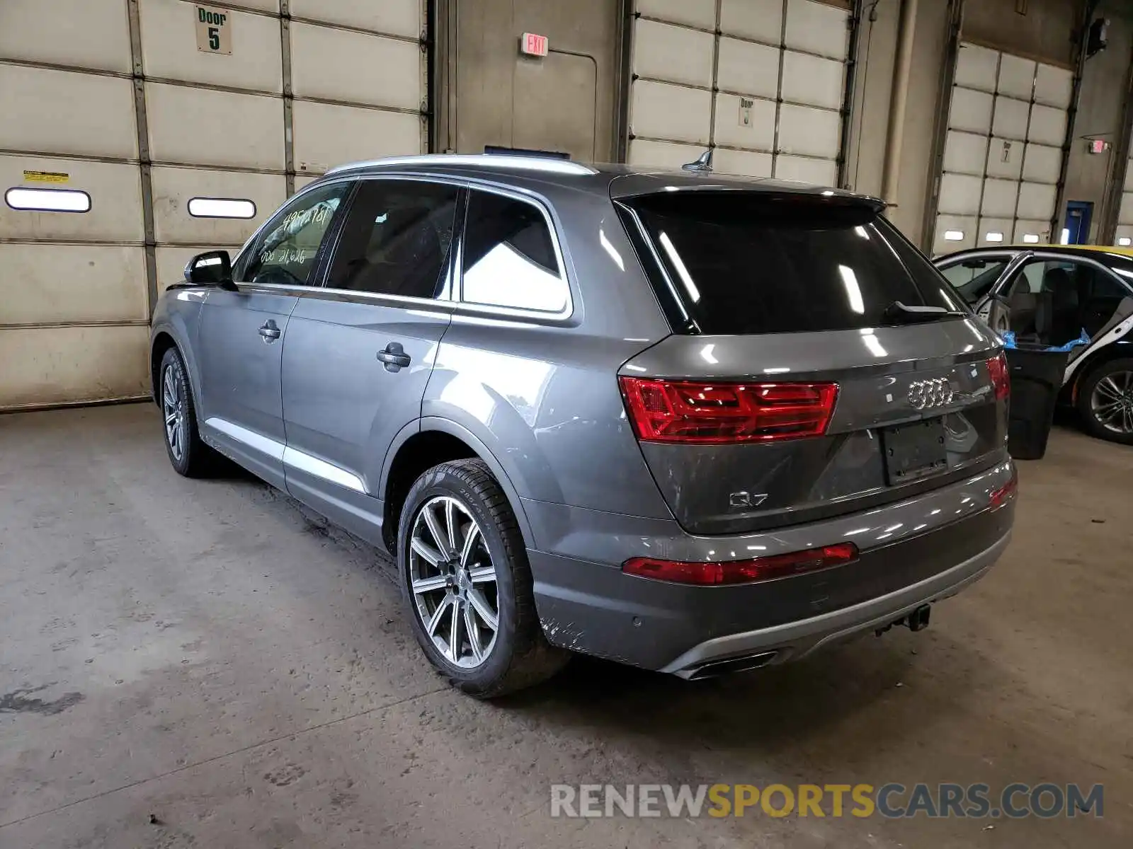 3 Photograph of a damaged car WA1LAAF78KD034598 AUDI Q7 2019