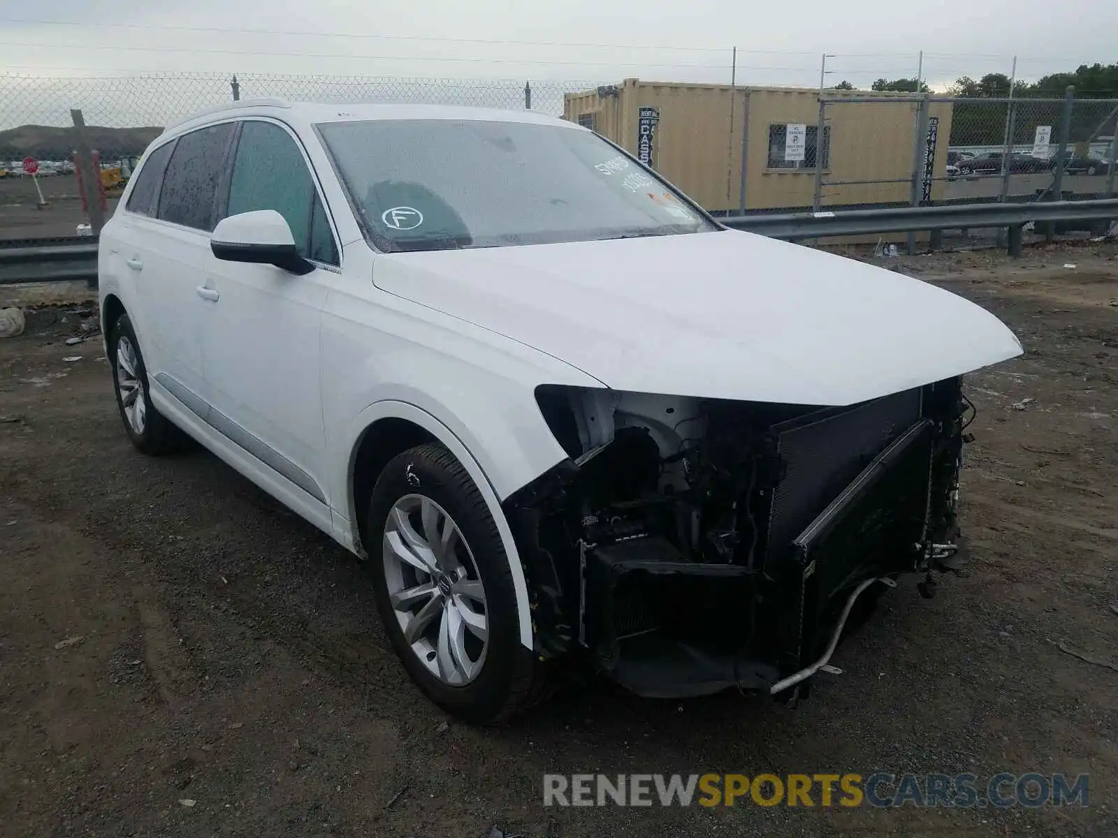 1 Photograph of a damaged car WA1LAAF79KD001223 AUDI Q7 2019