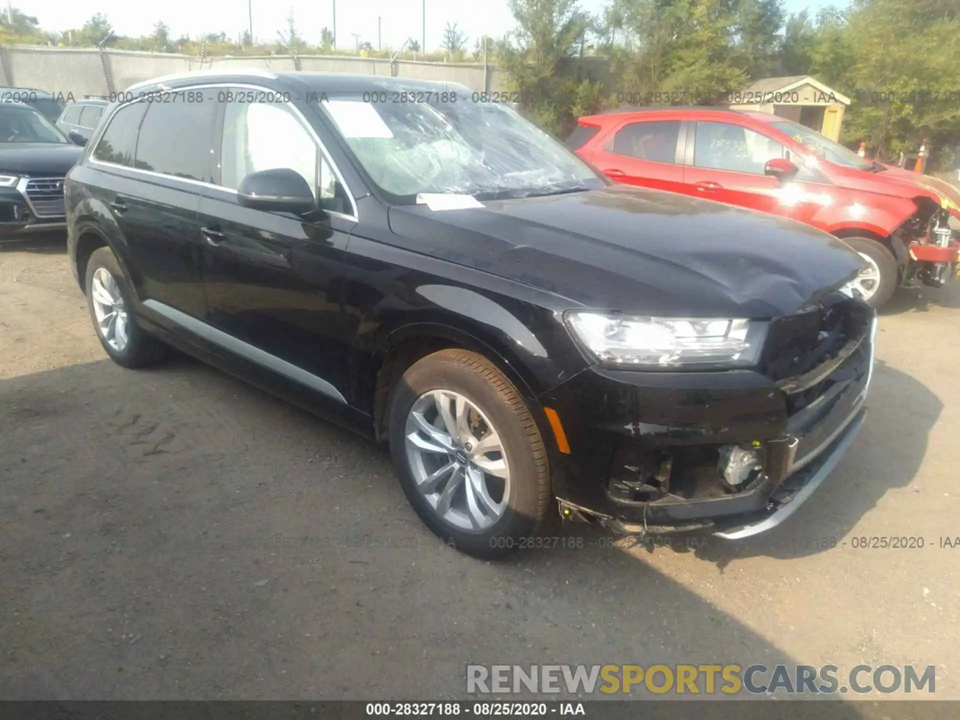 1 Photograph of a damaged car WA1LAAF79KD001514 AUDI Q7 2019