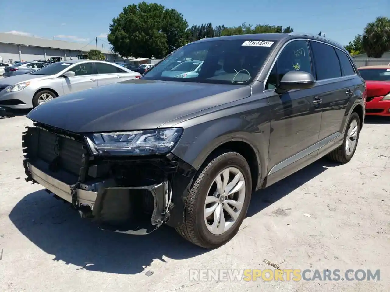 2 Photograph of a damaged car WA1LAAF79KD004168 AUDI Q7 2019