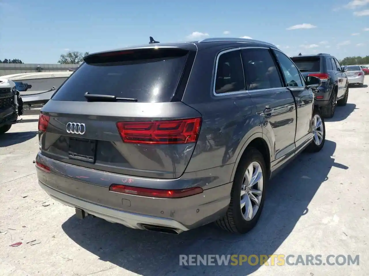 4 Photograph of a damaged car WA1LAAF79KD004168 AUDI Q7 2019