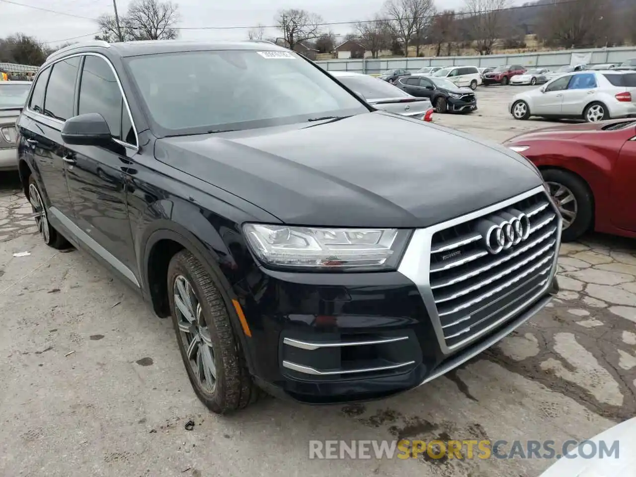 1 Photograph of a damaged car WA1LAAF79KD005479 AUDI Q7 2019