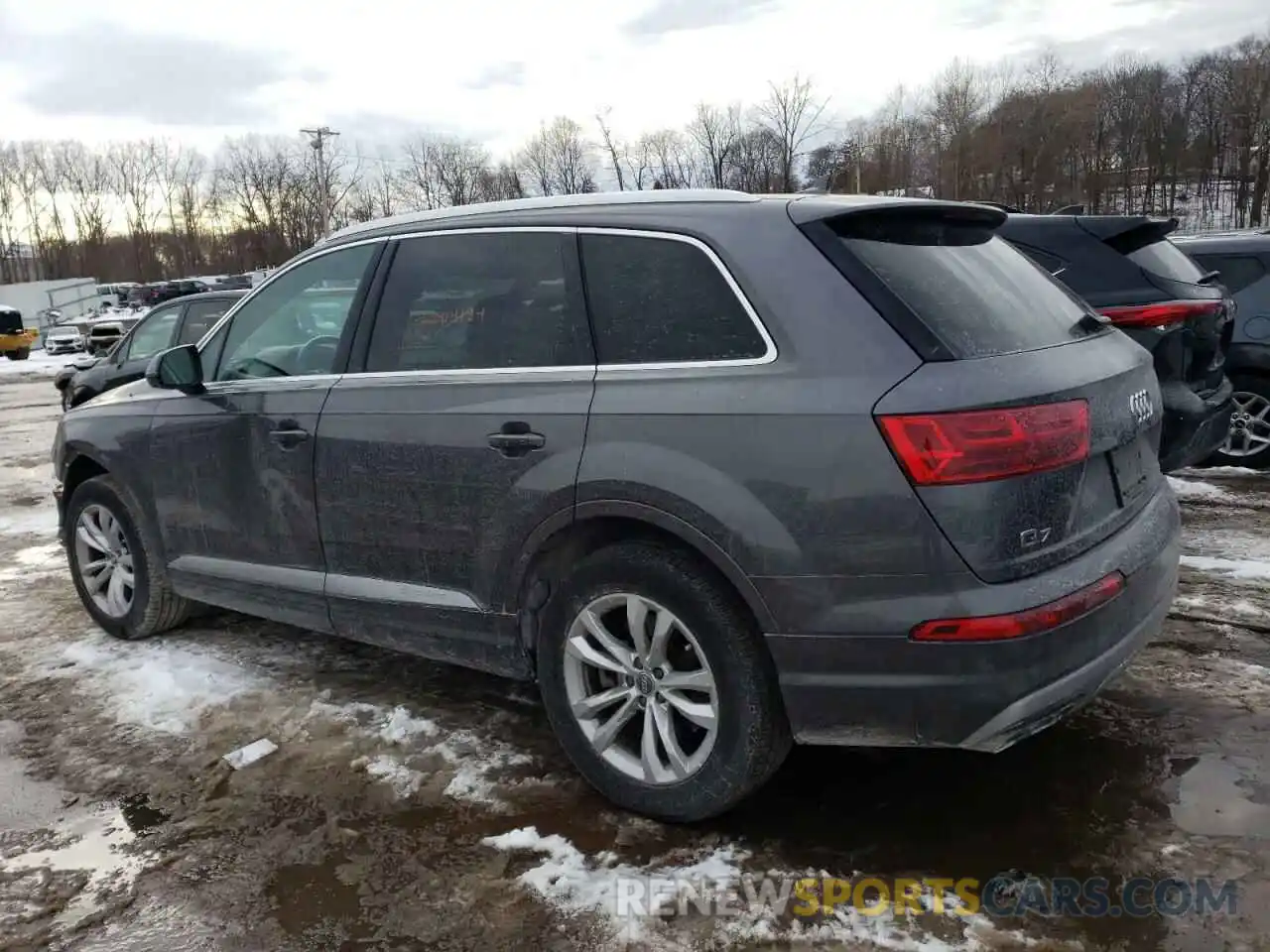 2 Photograph of a damaged car WA1LAAF79KD006406 AUDI Q7 2019