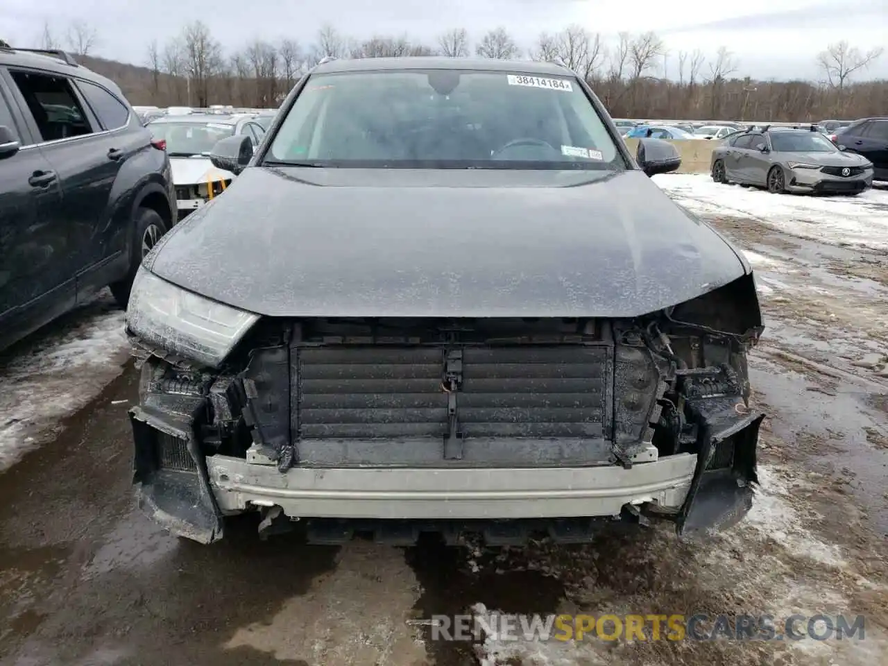 5 Photograph of a damaged car WA1LAAF79KD006406 AUDI Q7 2019