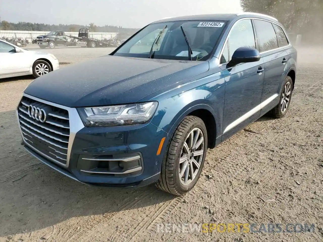 2 Photograph of a damaged car WA1LAAF79KD013680 AUDI Q7 2019