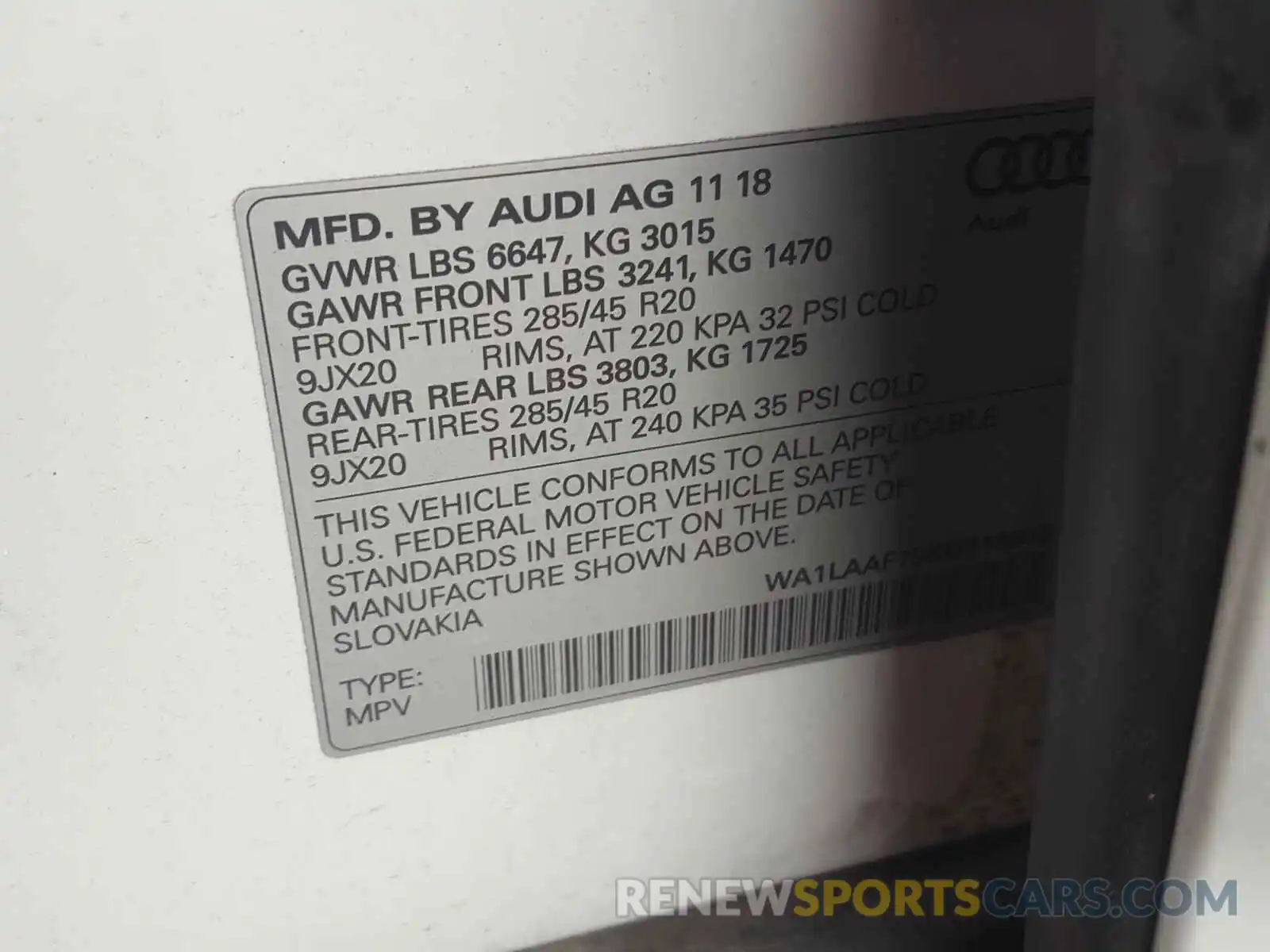 10 Photograph of a damaged car WA1LAAF79KD018605 AUDI Q7 2019