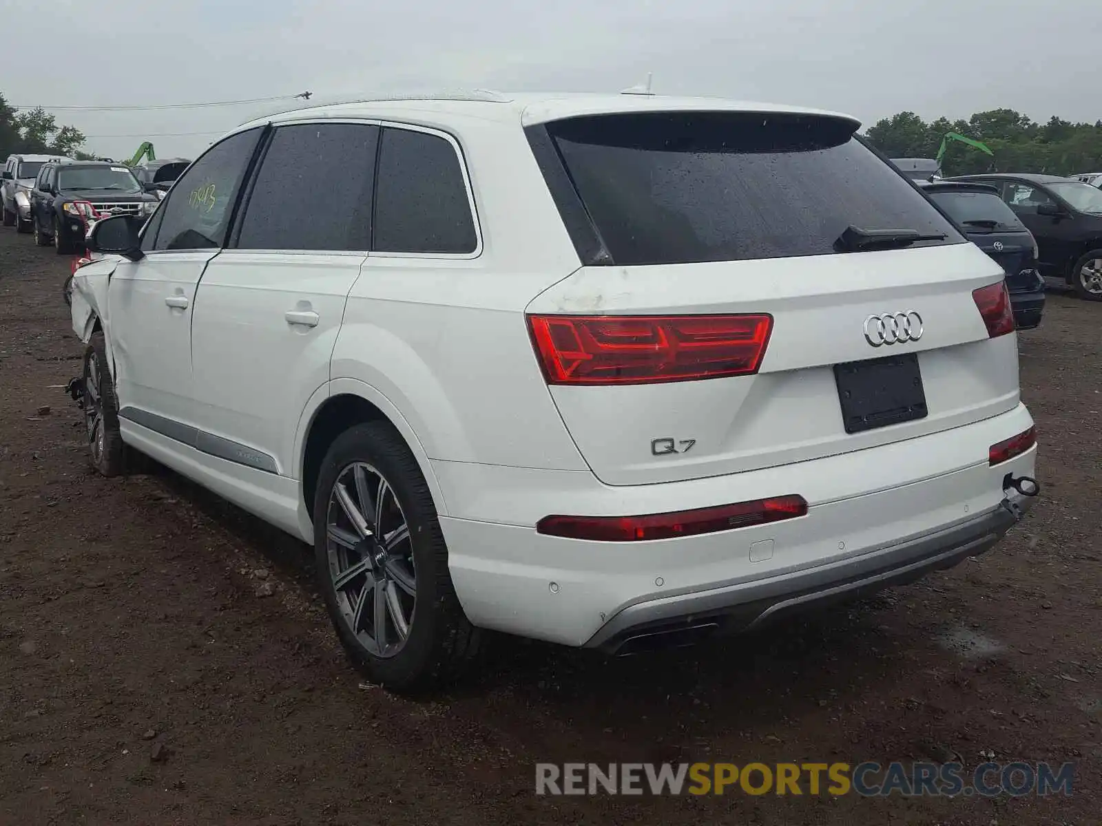 3 Photograph of a damaged car WA1LAAF79KD018605 AUDI Q7 2019