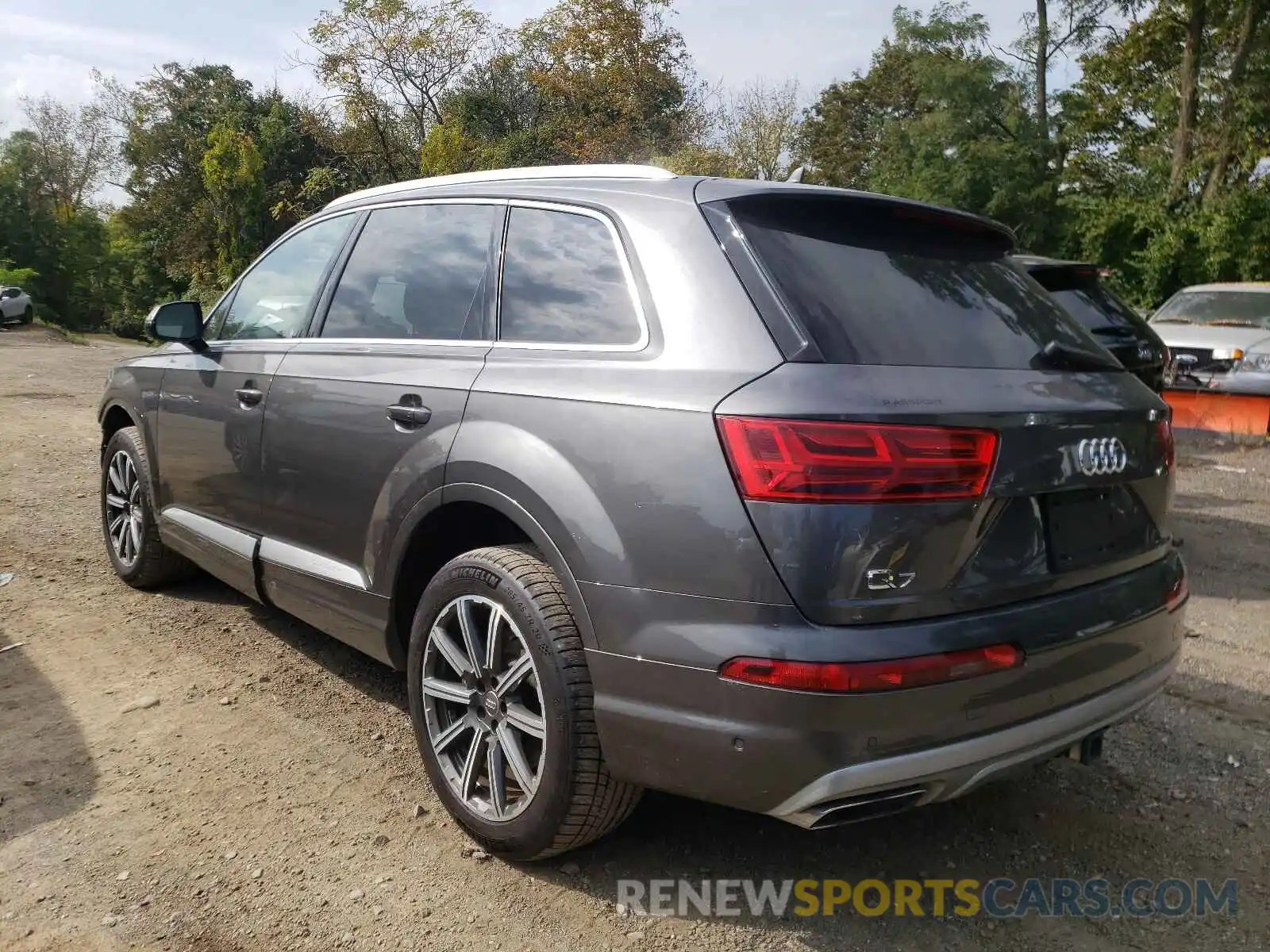 3 Фотография поврежденного автомобиля WA1LAAF79KD021018 AUDI Q7 2019