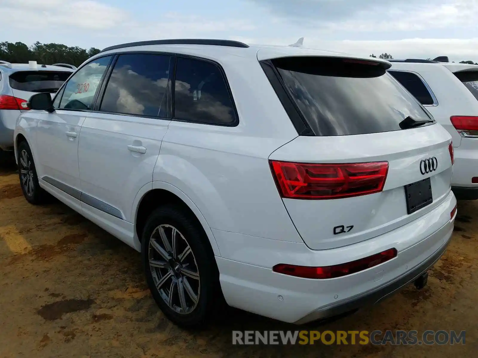 3 Photograph of a damaged car WA1LAAF79KD023318 AUDI Q7 2019