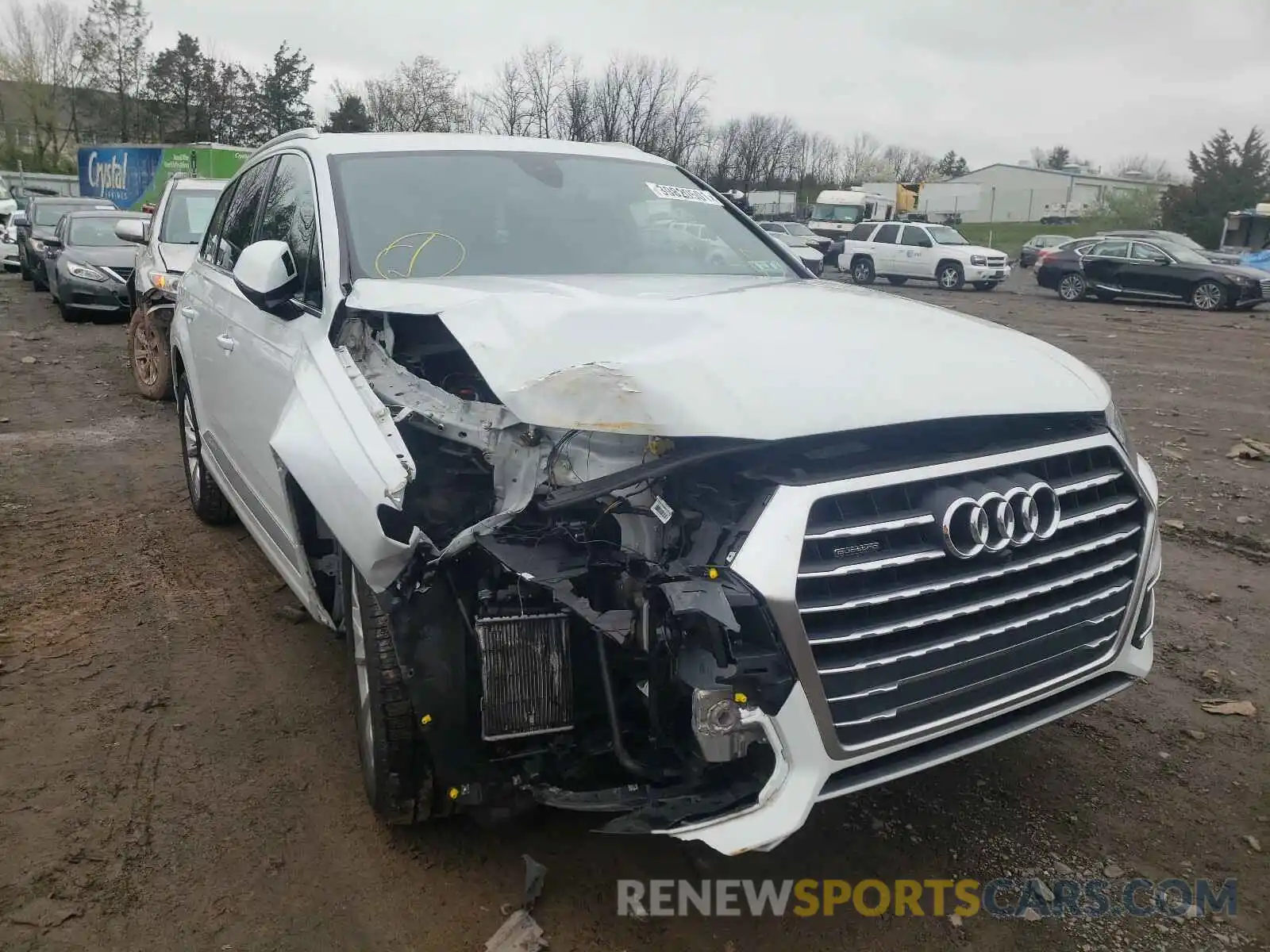 1 Photograph of a damaged car WA1LAAF79KD027885 AUDI Q7 2019