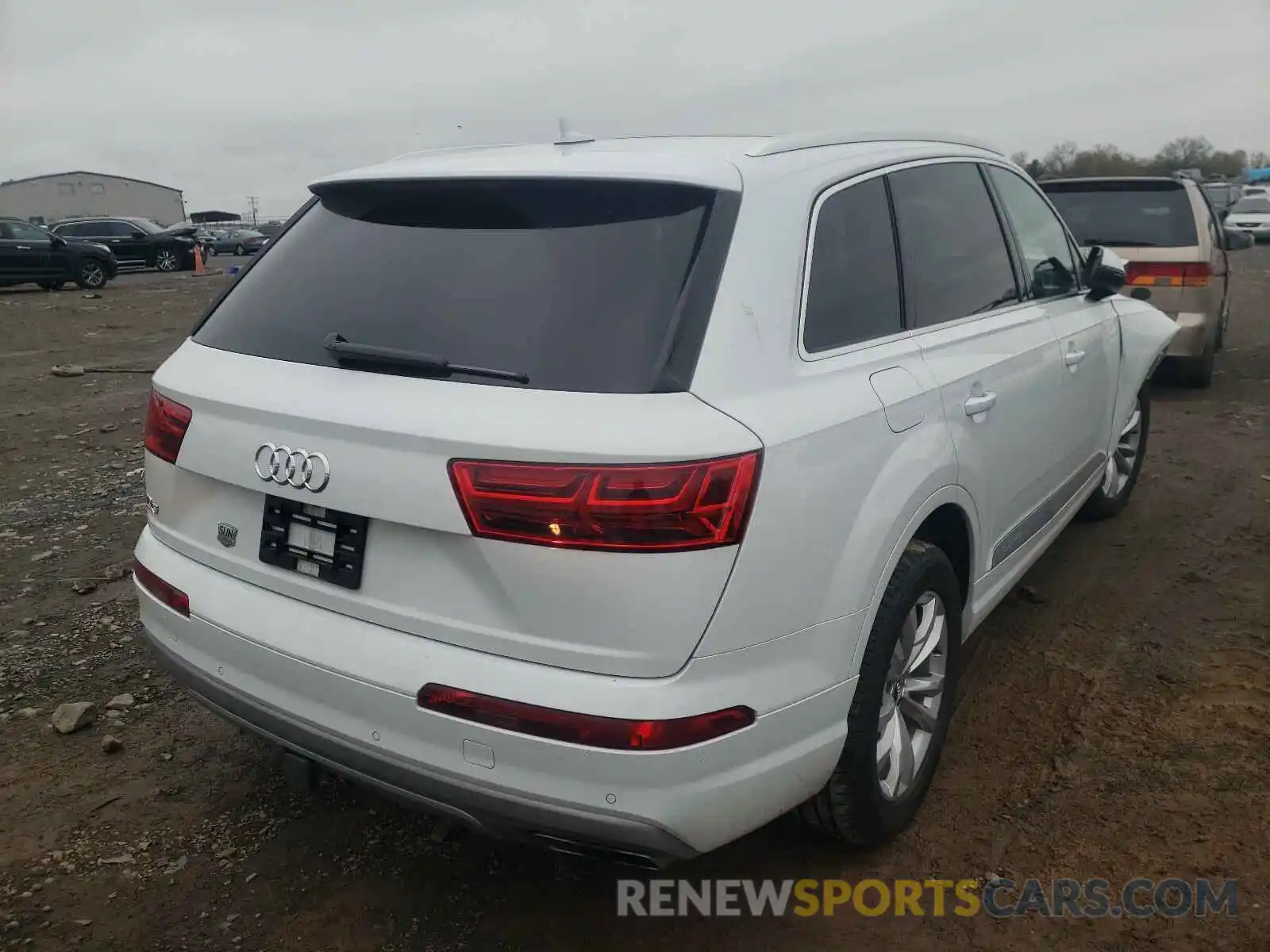 4 Photograph of a damaged car WA1LAAF79KD027885 AUDI Q7 2019