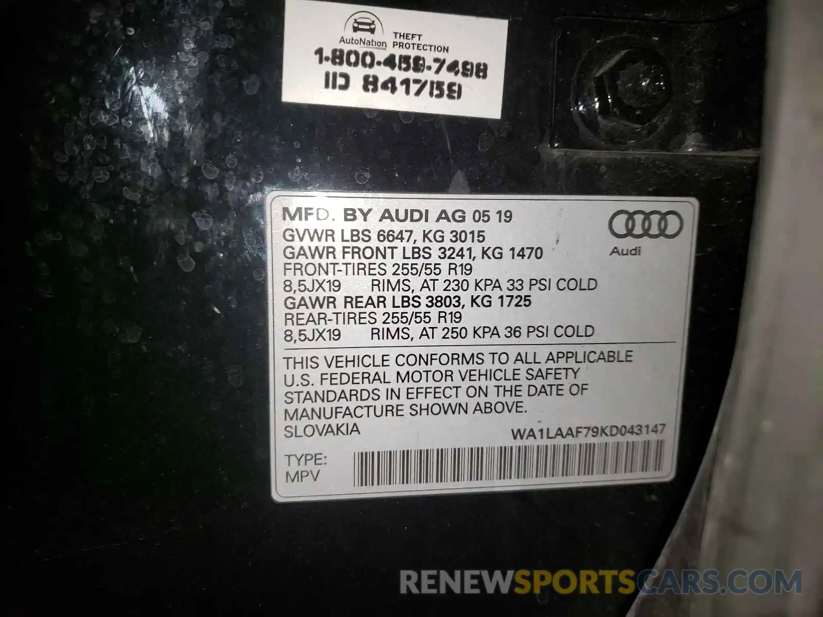 10 Photograph of a damaged car WA1LAAF79KD043147 AUDI Q7 2019