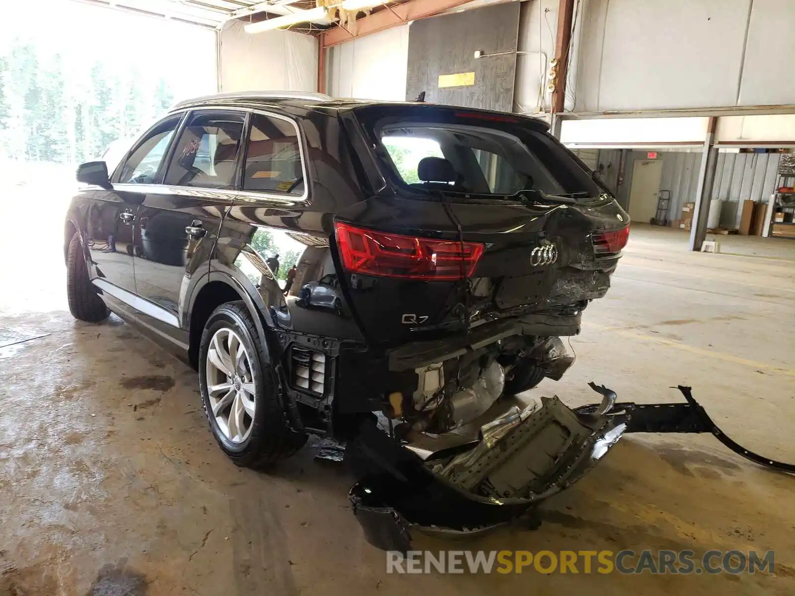 3 Photograph of a damaged car WA1LAAF79KD043164 AUDI Q7 2019