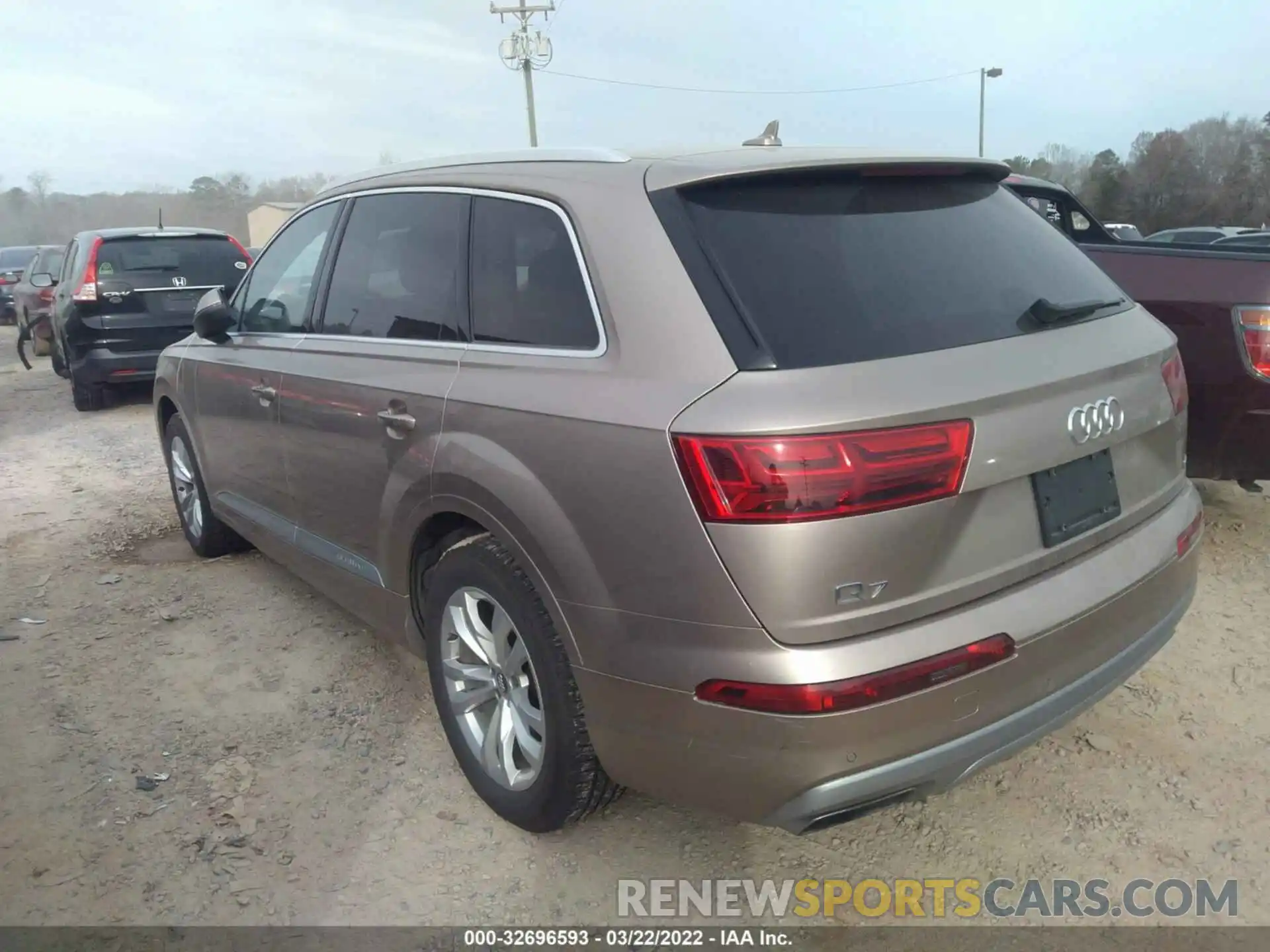 3 Photograph of a damaged car WA1LAAF79KD044119 AUDI Q7 2019