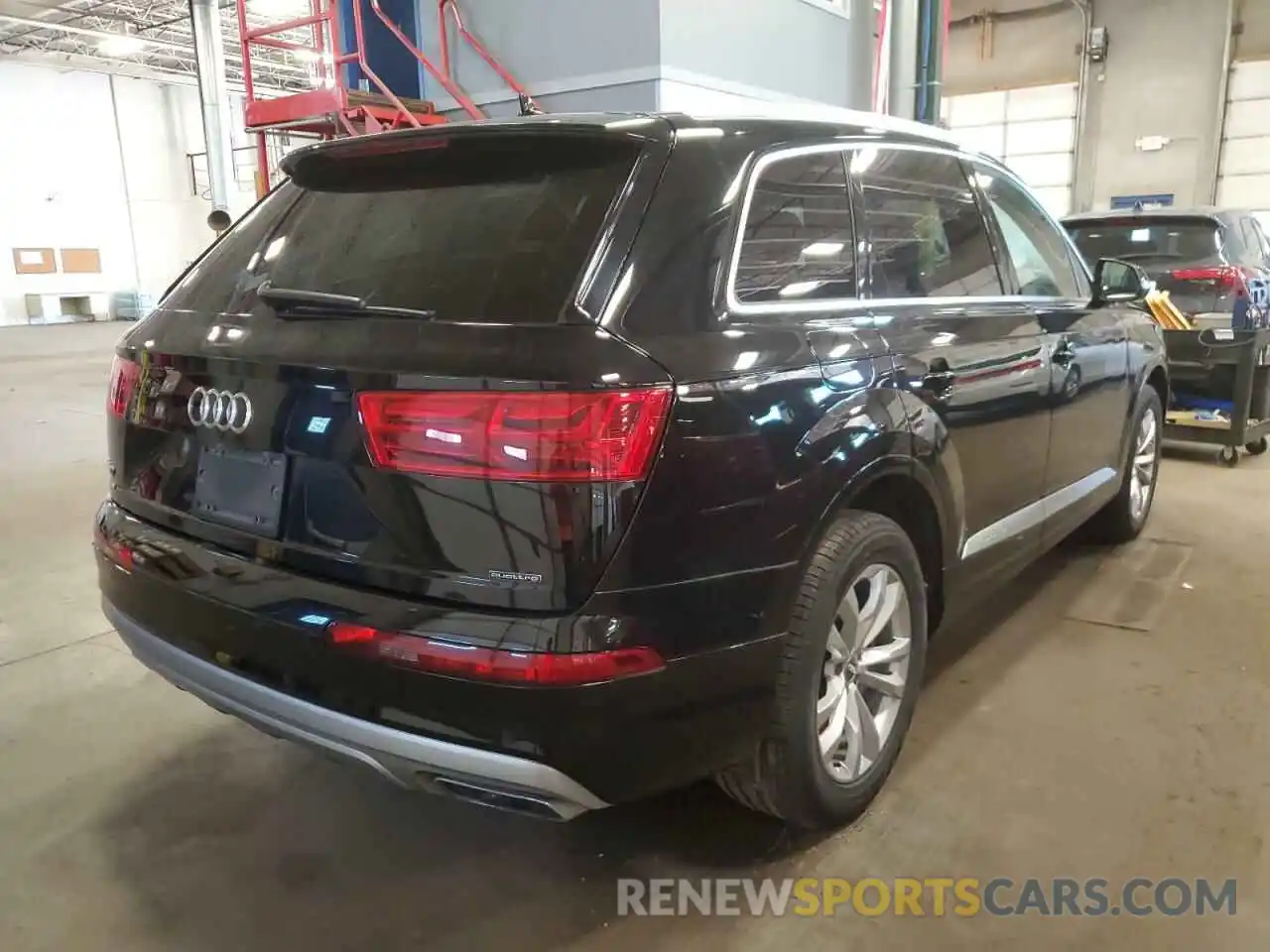 4 Фотография поврежденного автомобиля WA1LAAF79KD044413 AUDI Q7 2019