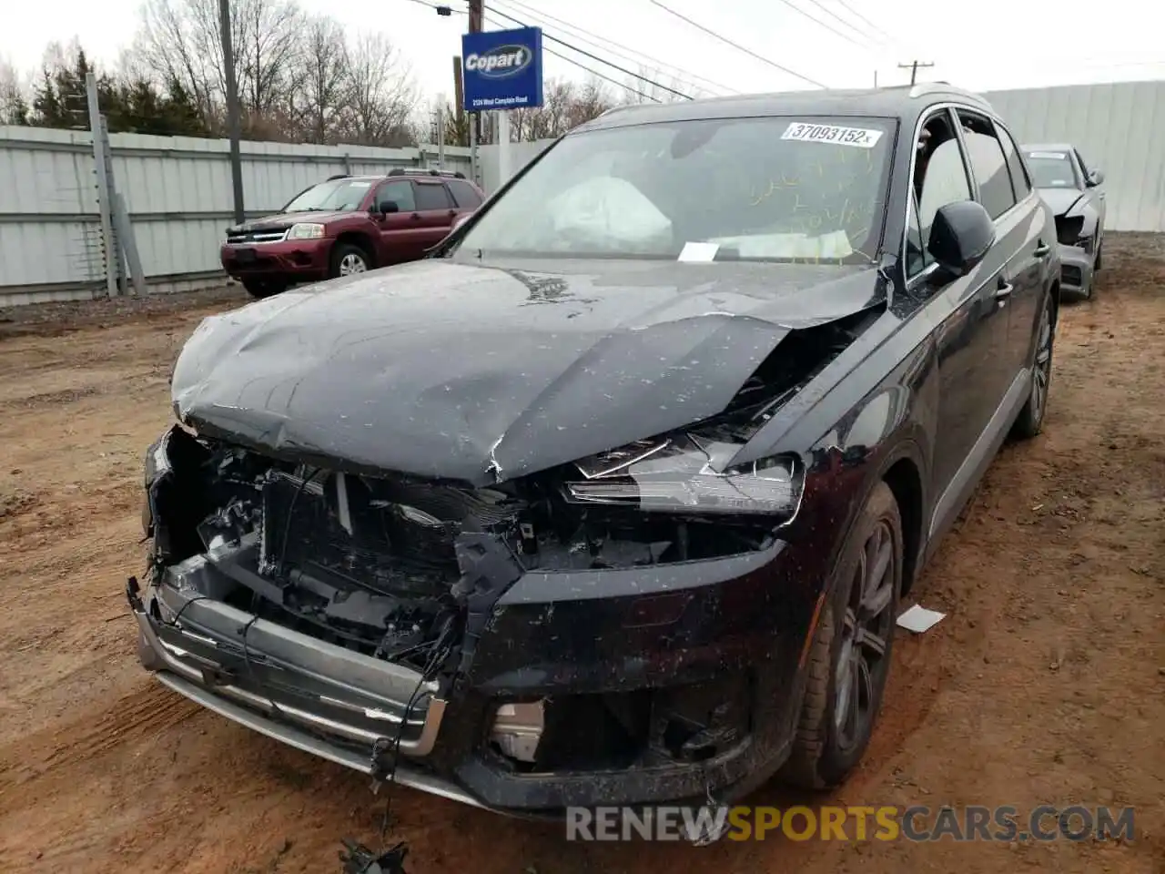 2 Photograph of a damaged car WA1LAAF79KD047098 AUDI Q7 2019