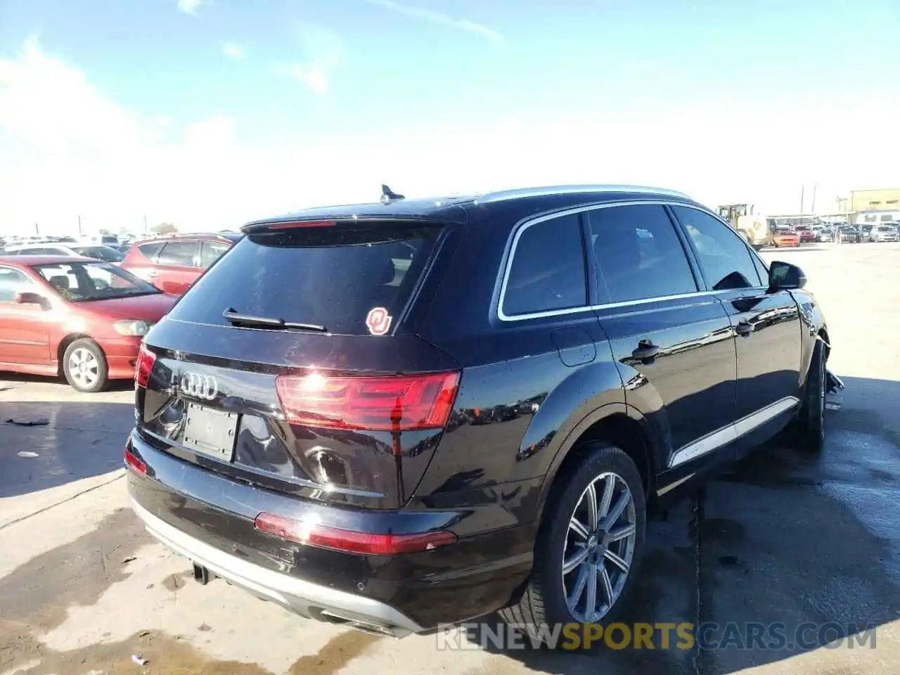 4 Photograph of a damaged car WA1LAAF7XKD001098 AUDI Q7 2019