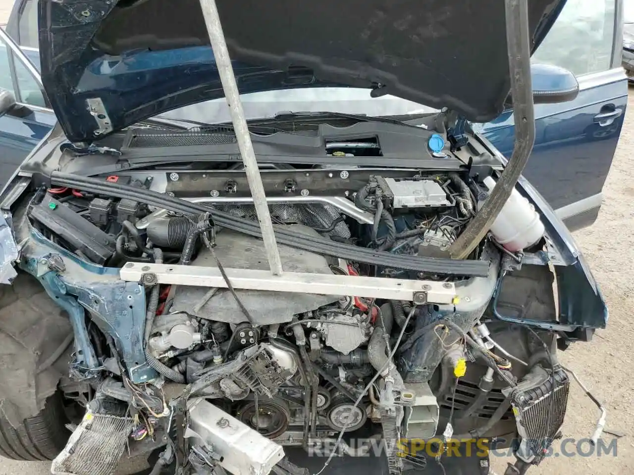 12 Photograph of a damaged car WA1LAAF7XKD010500 AUDI Q7 2019