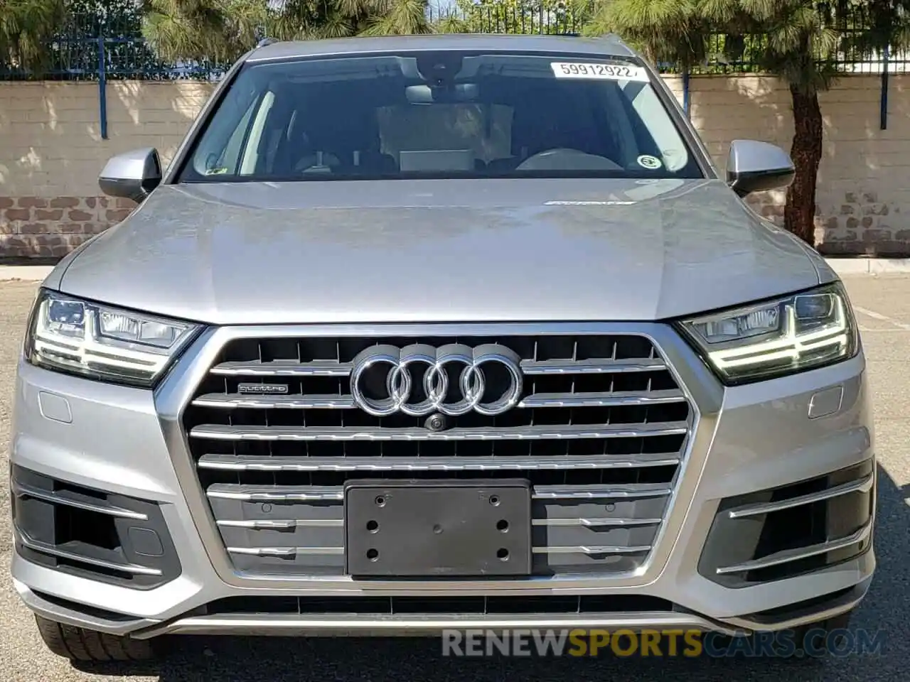 2 Photograph of a damaged car WA1LAAF7XKD022839 AUDI Q7 2019