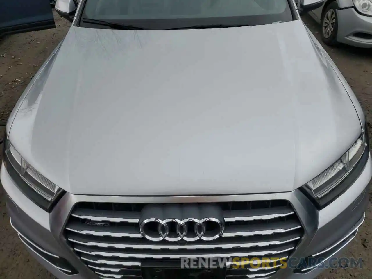 12 Photograph of a damaged car WA1LAAF7XKD038491 AUDI Q7 2019