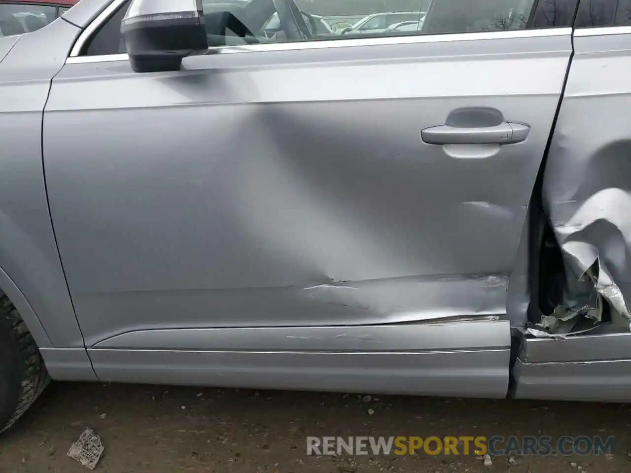 7 Photograph of a damaged car WA1LAAF7XKD038491 AUDI Q7 2019